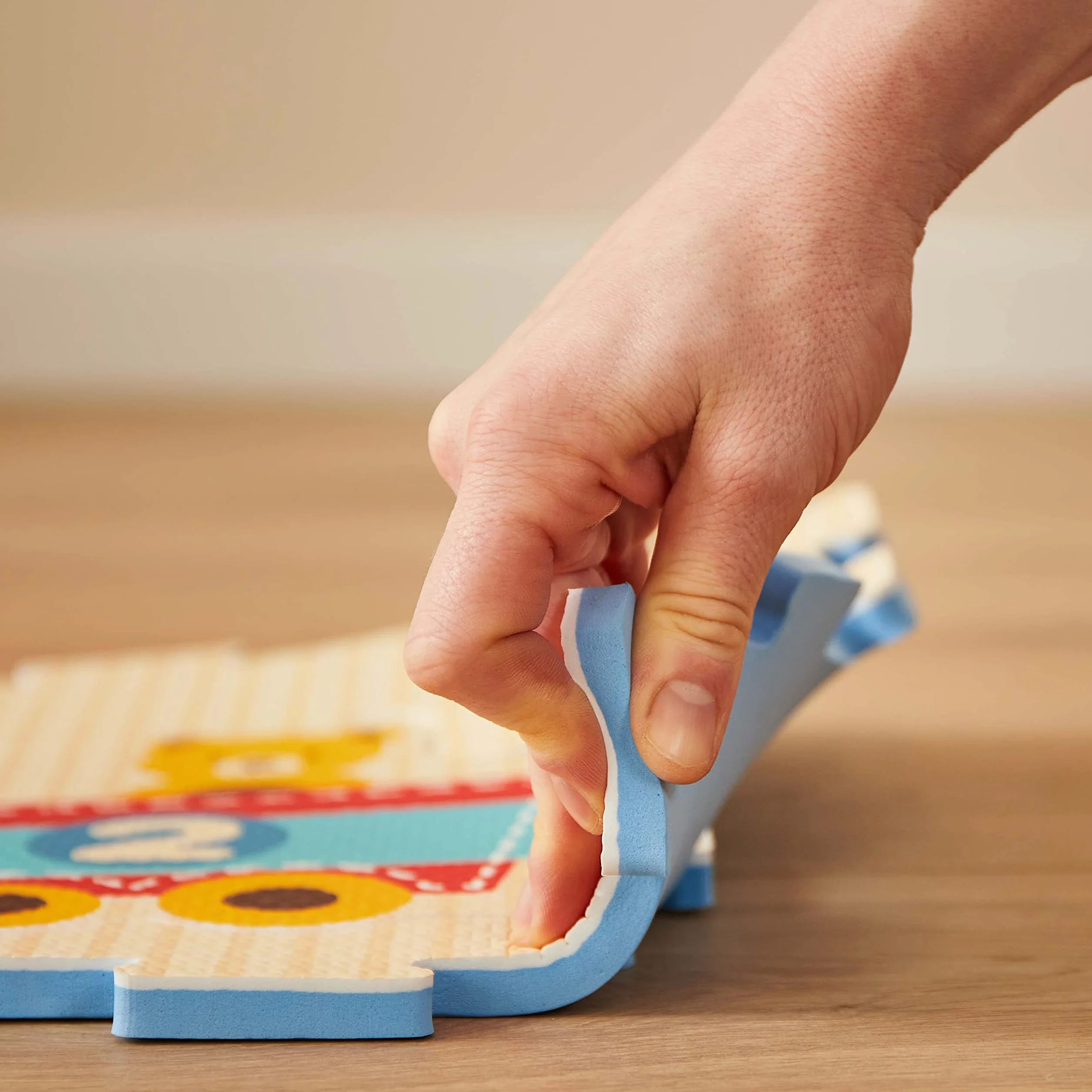 Mata do puzzli Bieco, 19 sztuk | Mata do zabawy dla dziecka | XXL puzzle | Raczkówka dla dzieci | Naucz się liter | Zagraj w dywan chłopca