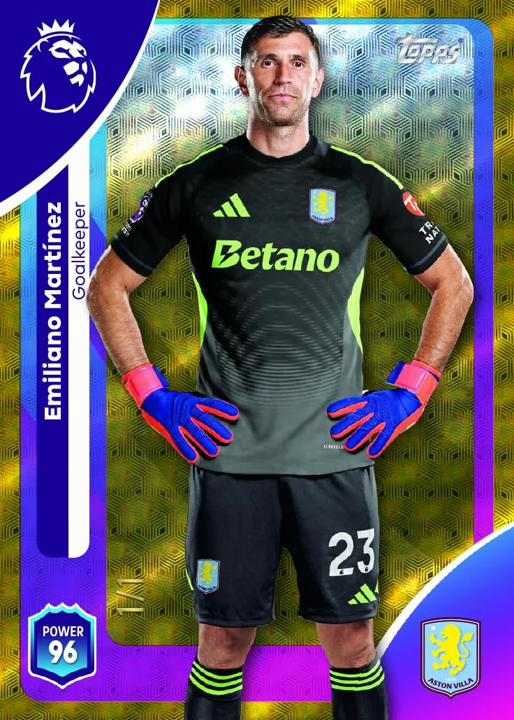 Topps Premier League 2026 – edycja debiutancka – pełne pudełko – 28 paczek w pudełku (280 kart) 3 lub więcej kart specjalnych w opakowaniu.