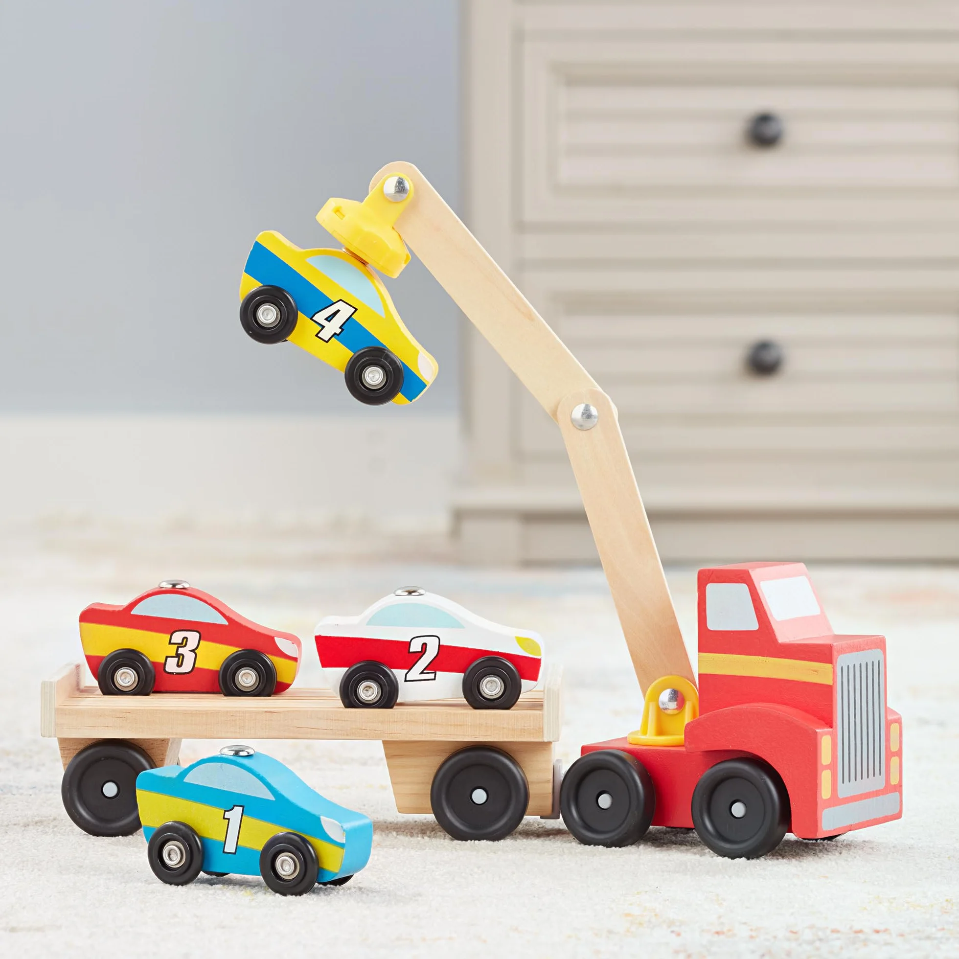 Melissa & Doug – laweta z magnetycznym podnośnikiem| drewniane zabawki i pojazdy | ciężarówki i pojazdy | 3+ |