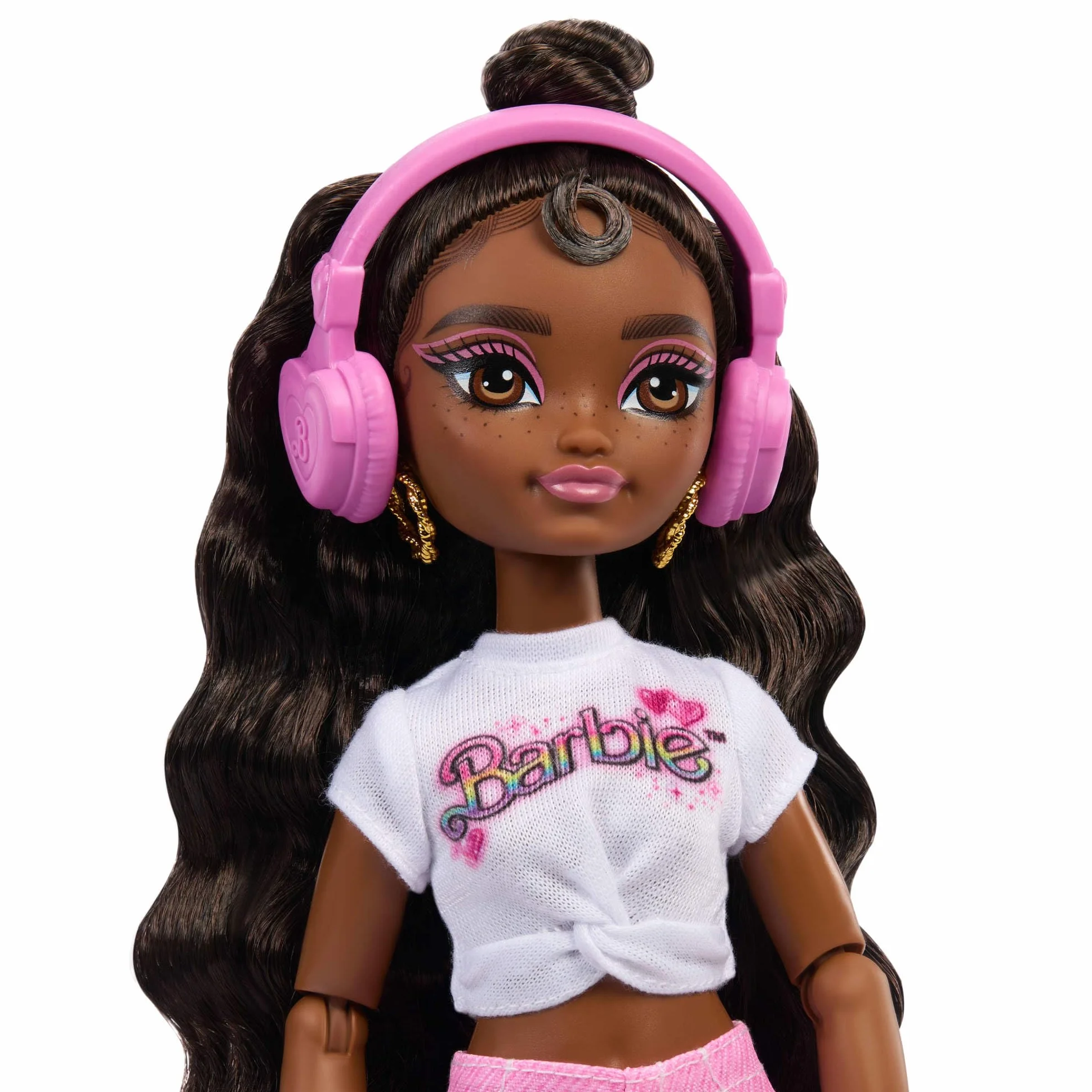 Barbie Dream Besties Lalka Brooklyn na wrotkach JFX97
