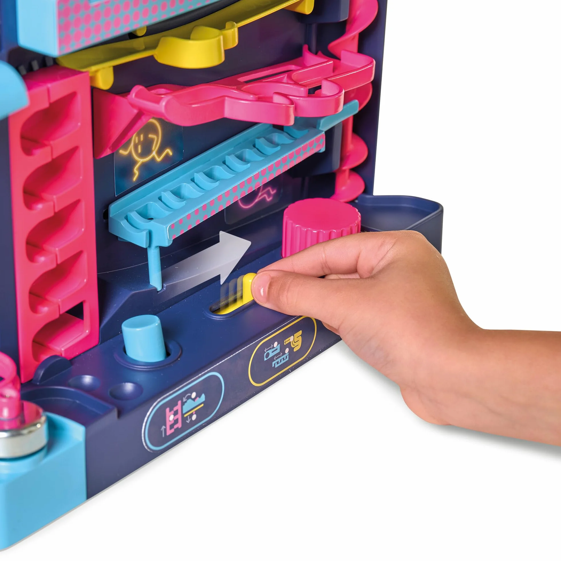 TOMY Games Screwball Scramble Level Up