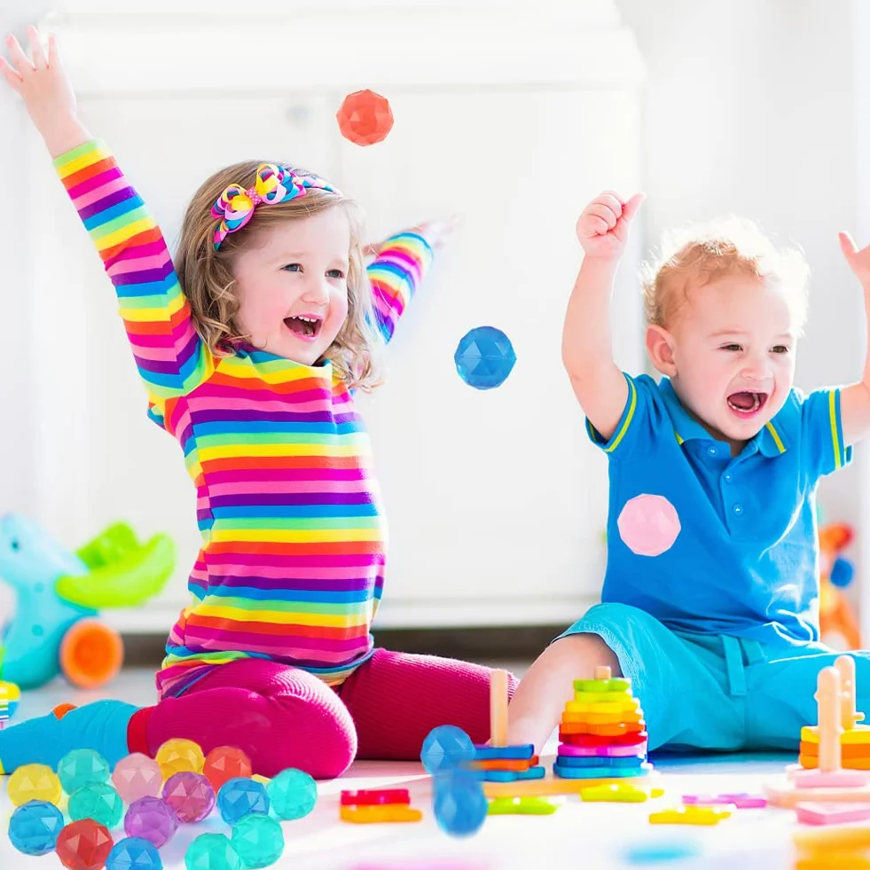 FineFun 25 sztuk 30 mm odbijające piłeczki dla dzieci, małe, gumowe, mieszane kolorowe odbijające się kulki, bouncing ball na przyjęcie urodzinowe