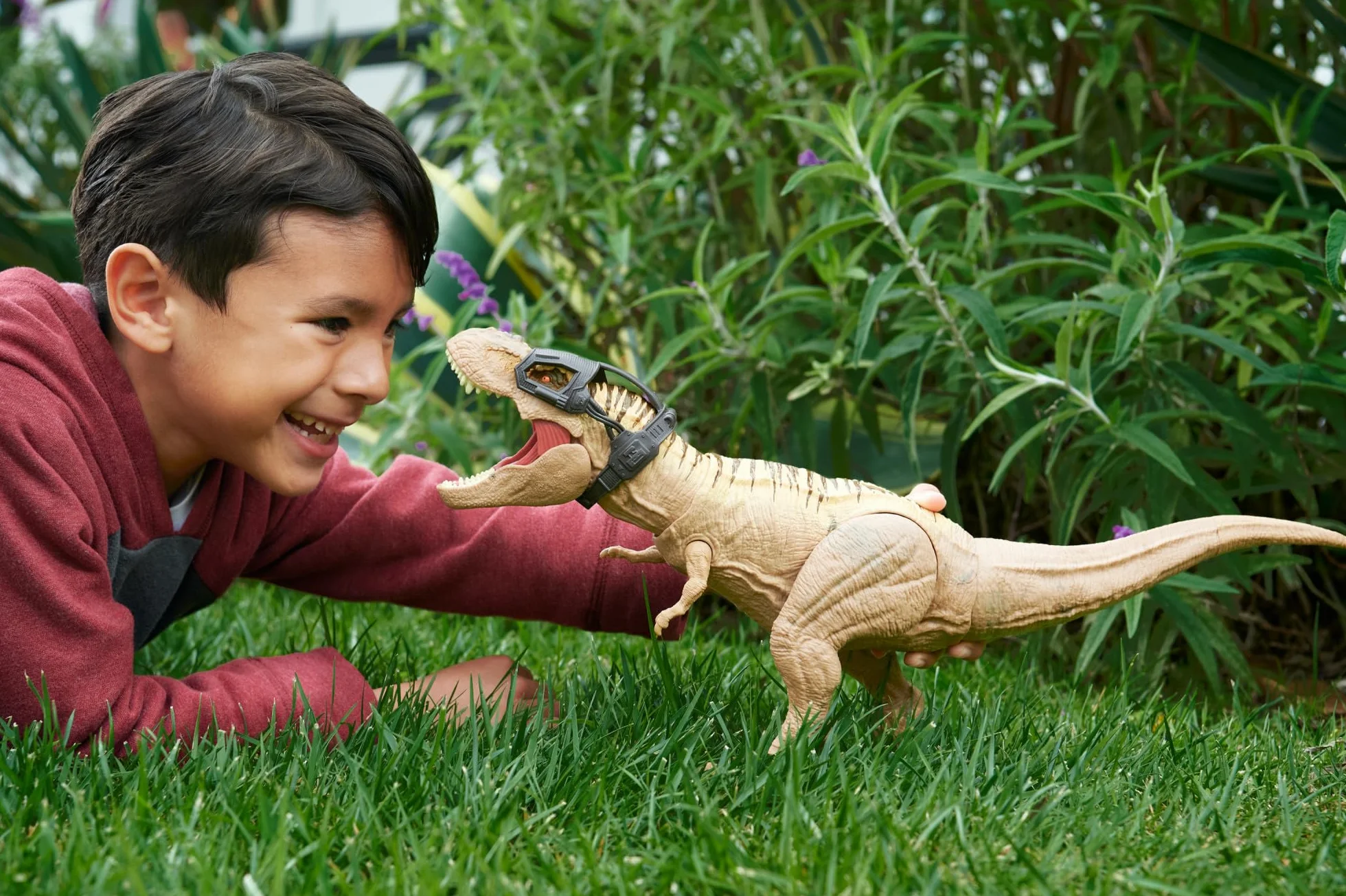 Mattel Jurassic World T-Rex Polowanie i atak Figurka dinozaura HNT62