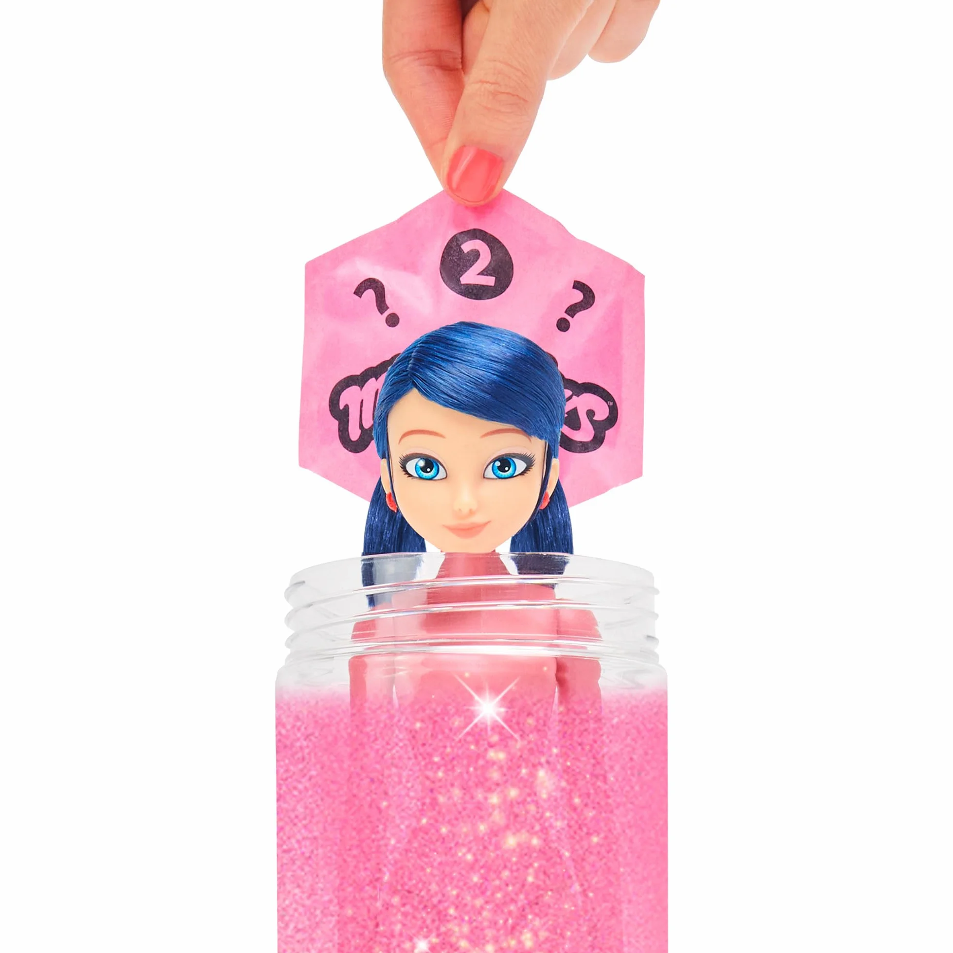 BANDAI - Cudowna biedronka - Marinette Color Change Surprise - Cudowna lalka przegubowa 26 cm + 3 niespodzianki - Lalka zmieniająca kolor - Model losowy - Zabawka dla dzieci 4 lata i więcej - P50390