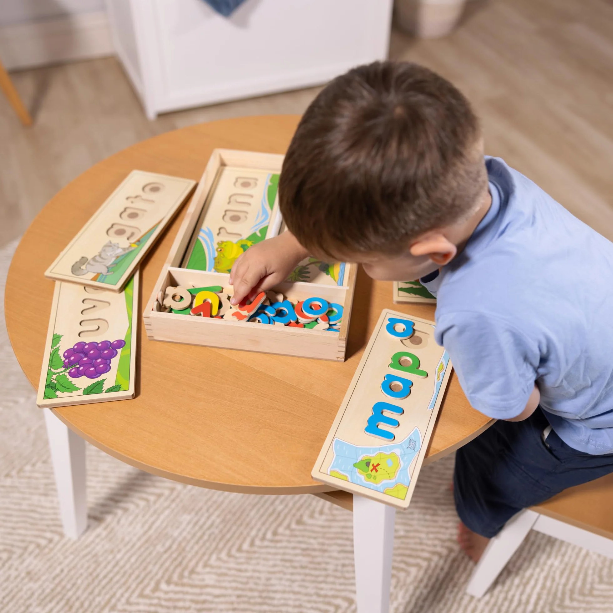 Melissa & Doug Edukacyjna zabawka do nauki języka Patrz i literuj w jęz. hiszpańskim