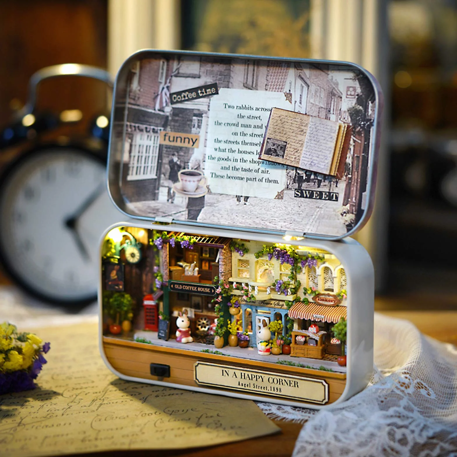 Cuteefun DIY Miniaturowe pudełko zestaw do budowy kina domowego Hnadmade Mini teatr w pudełku kreatywne rękodzieło prezenty dla kobiet (kącik przytulności)
