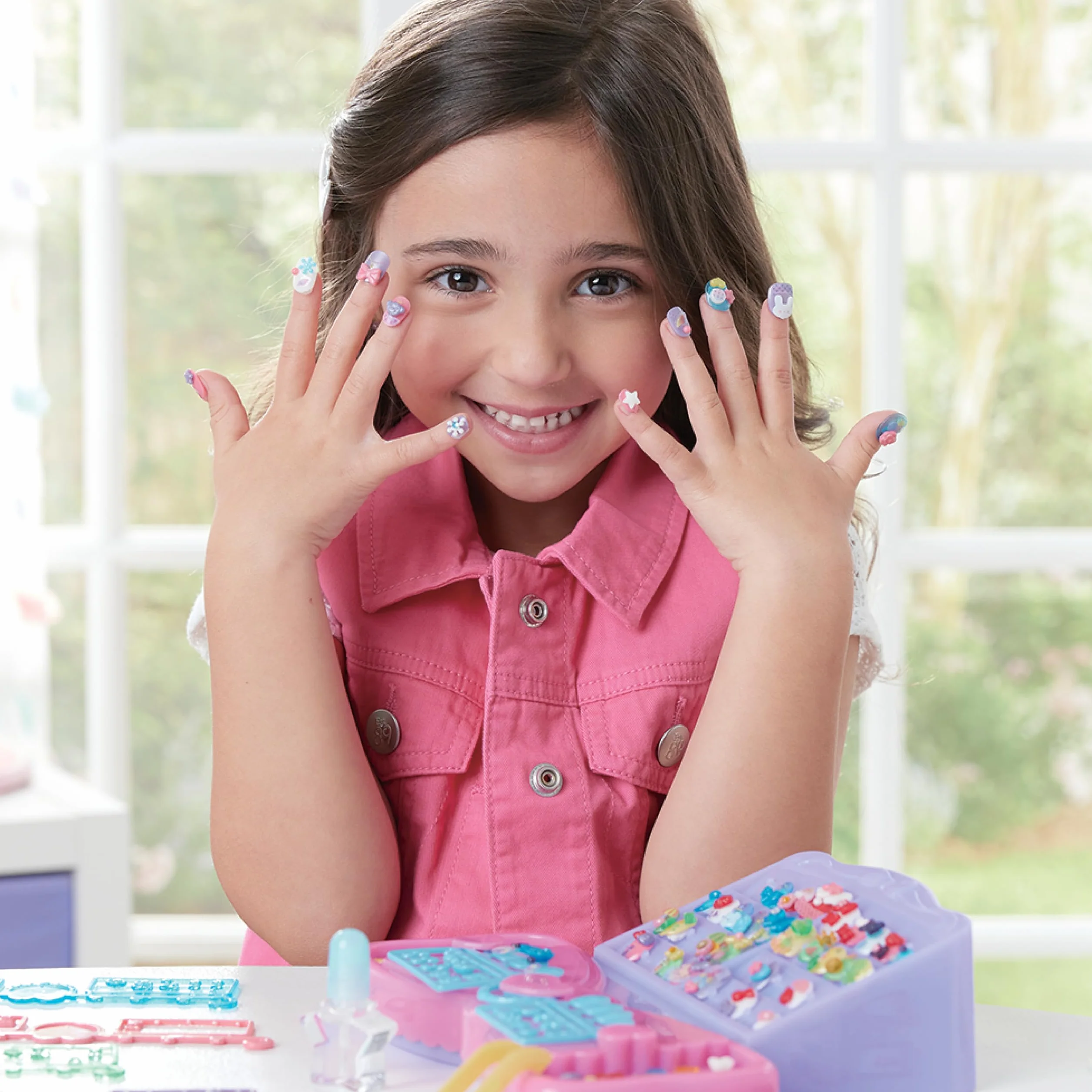 Aquabeads Nail Studio- 35027 Aquabeads Studio paznokci, zestaw startowy