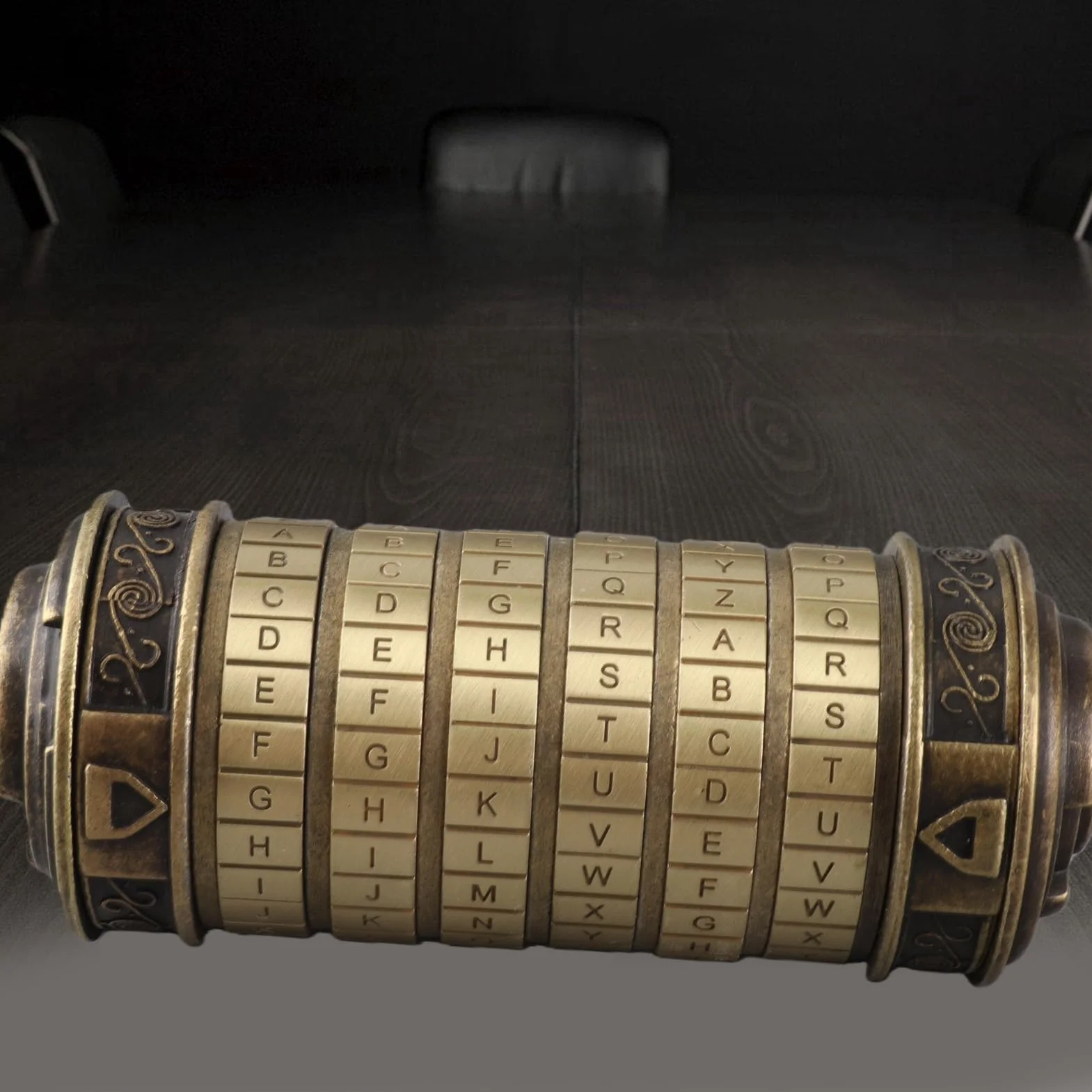 Leonardo Code Zabawka Retro Code Mini Cryptex na Boże Narodzenie Walentynki Najciekawsze Prezenty Urodzinowe