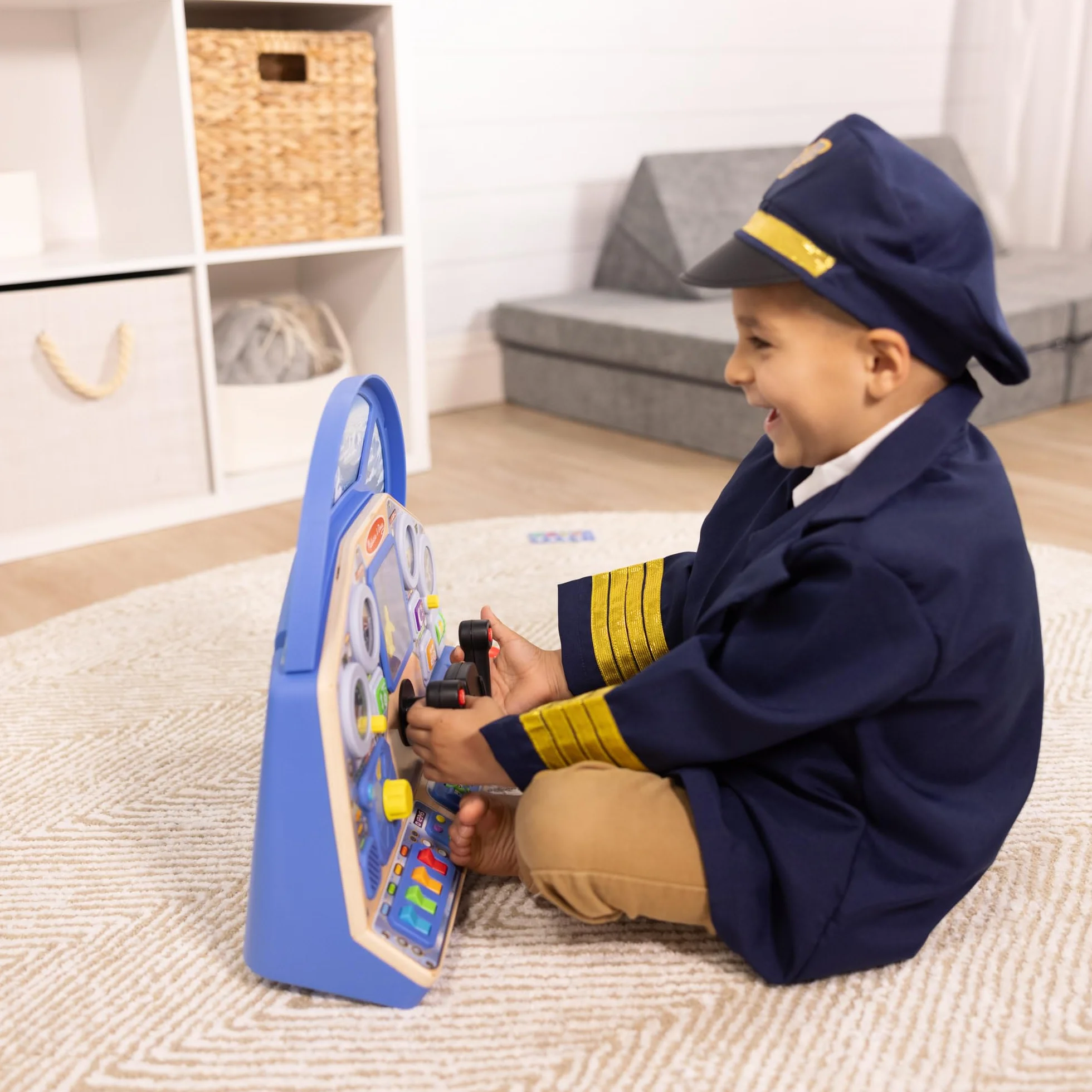 Melissa & Doug, Zabawkowa drewniana, interaktywna deska przyrządów samolotu odrzutowego dla chłopców i dziewczynek w wieku powyżej 3. roku życia
