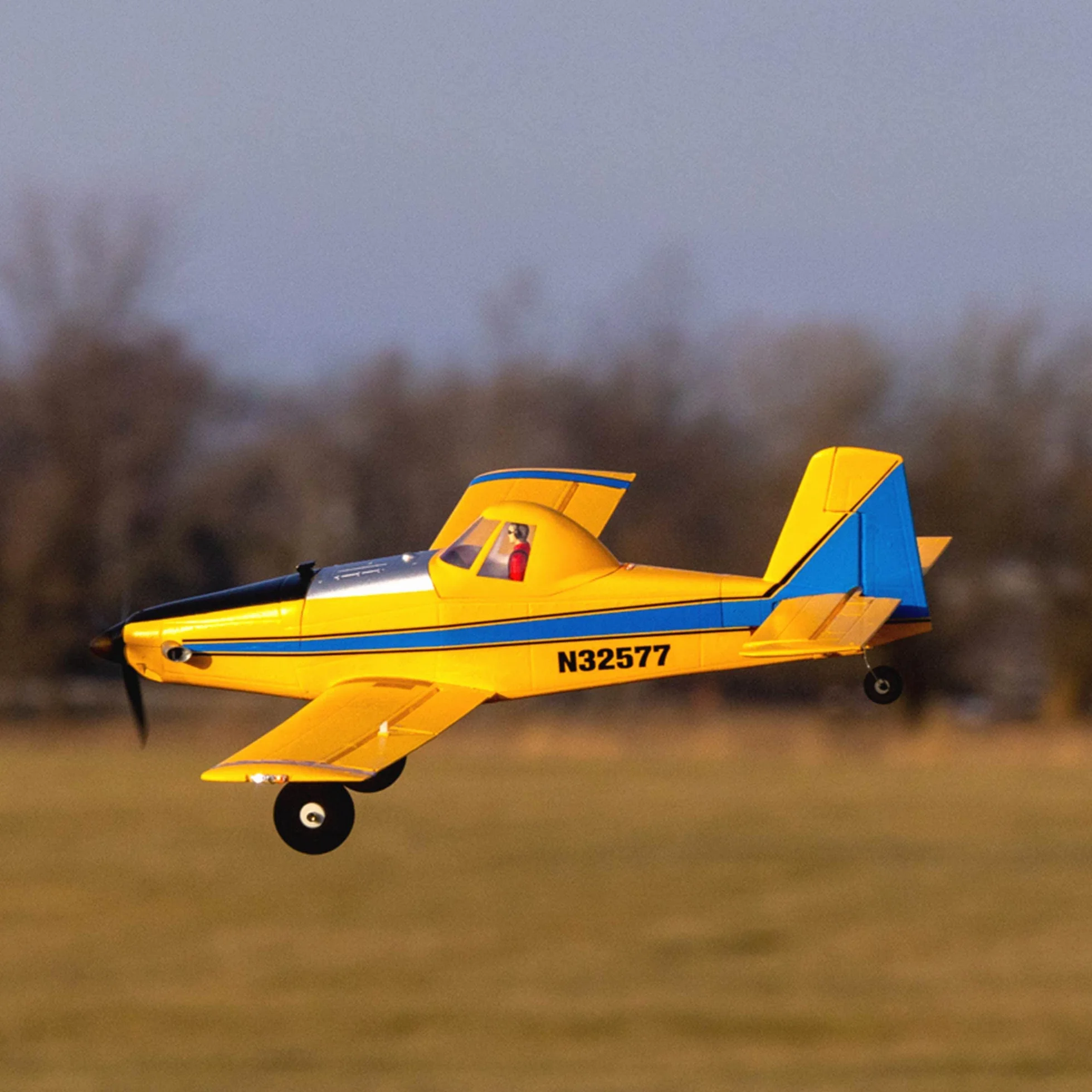 E-flite EFLU16450, UMX Air Tractor BNF Basic elektryczny samolot (702 mm) RC, żółty