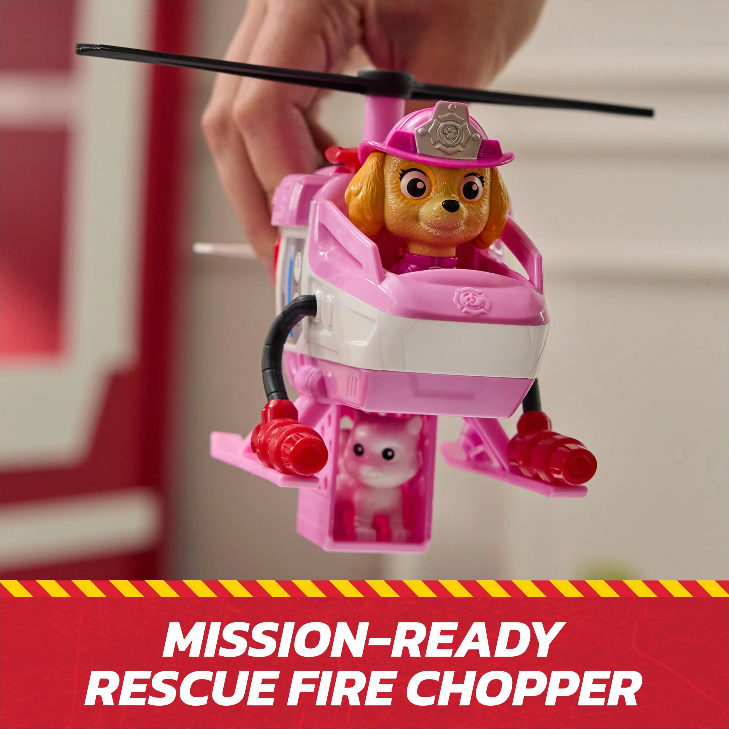 PAW Patrol Fire Rescue: Skye Rescue Fire Chopper z figurką, Kitty Friend i zabawkowym helikopterem, zabawki dla dzieci dla chłopców i dziewczynek w wieku od 3 lat