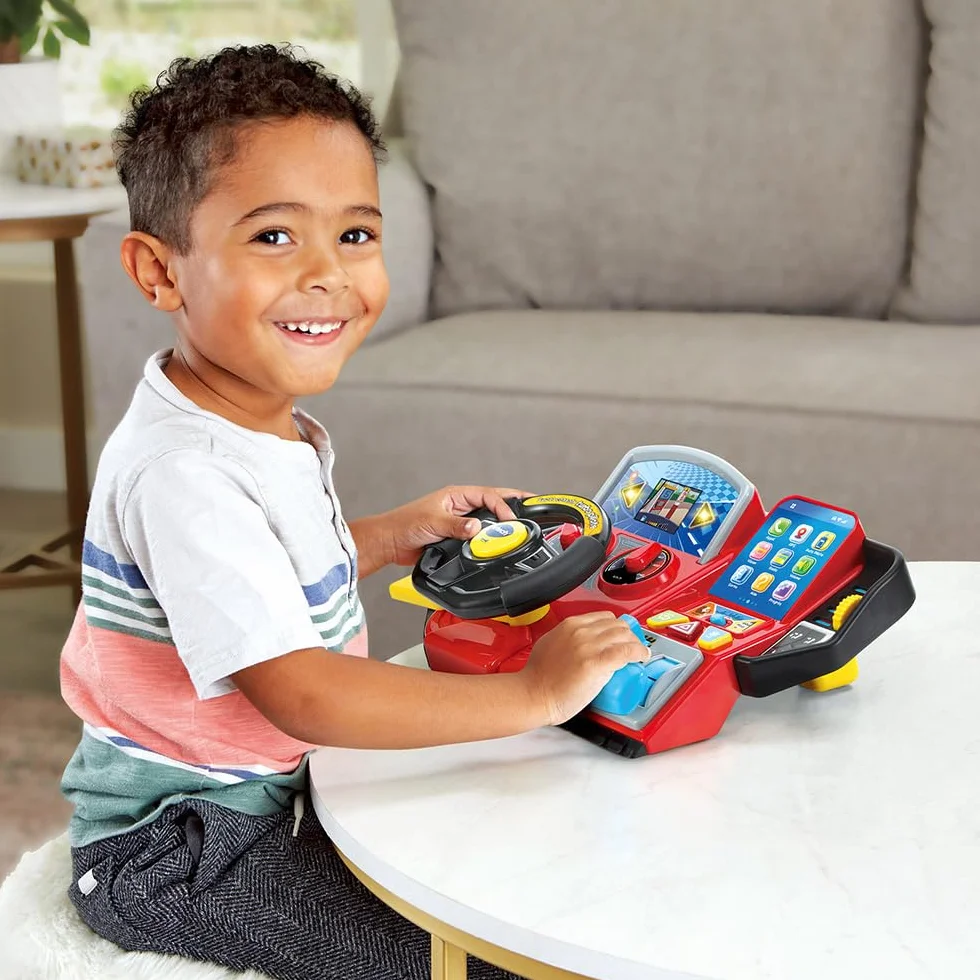 VTech - Super Turbo Console Driver, symulator jazdy z kolorowym ekranem i deską rozdzielczą, wyścigi samochodowe, nauka i gry, prezent dla dzieci w wieku od 3 lat do 8 lat - Zawartość w języku