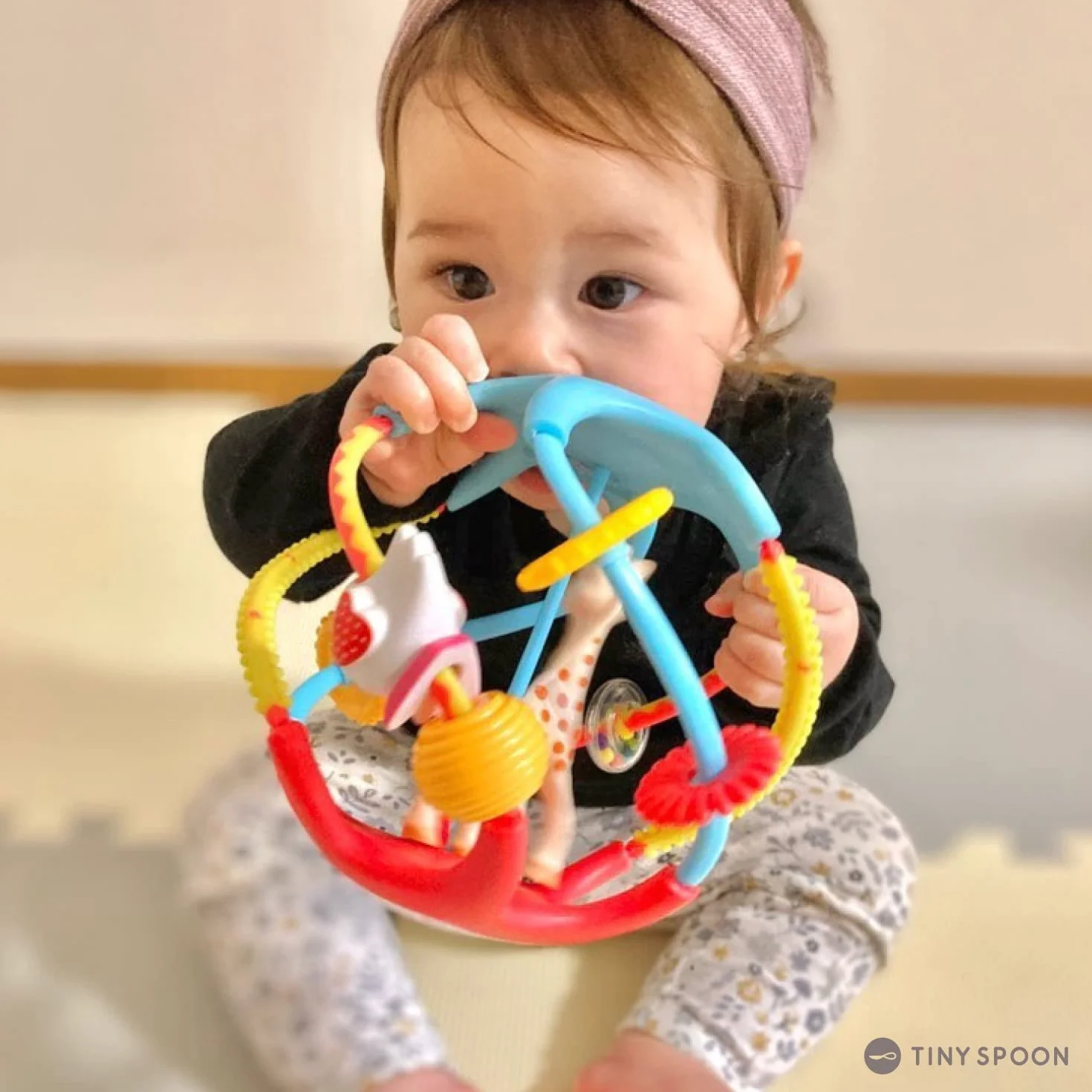 Vulli Sophie la Girafe Twistin Ball, wielokolorowa