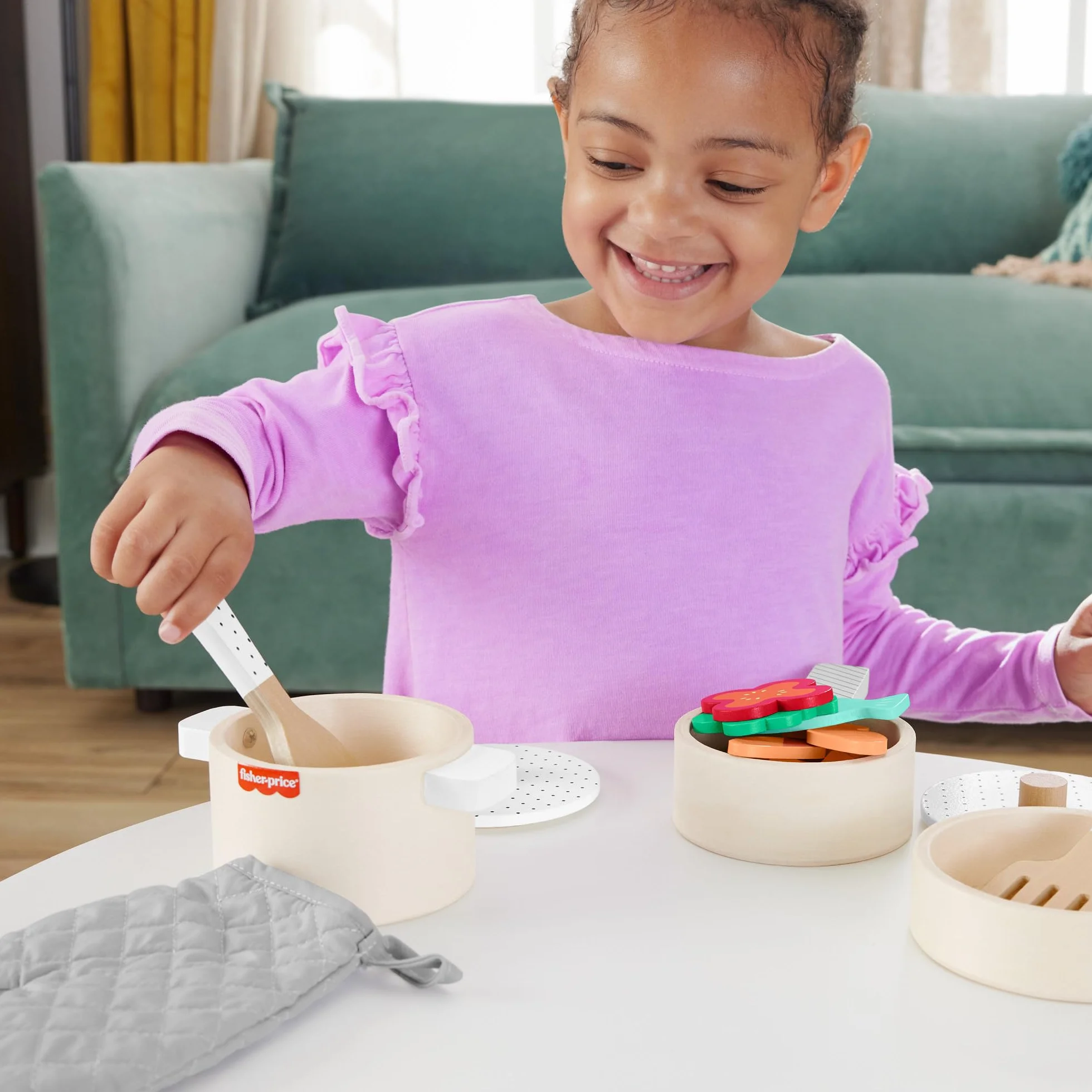 Fisher-Price Maluch gotuje Zestaw drewnianych zabawek 19 elementów, dla dzieci od 3 roku życia, HXT83
