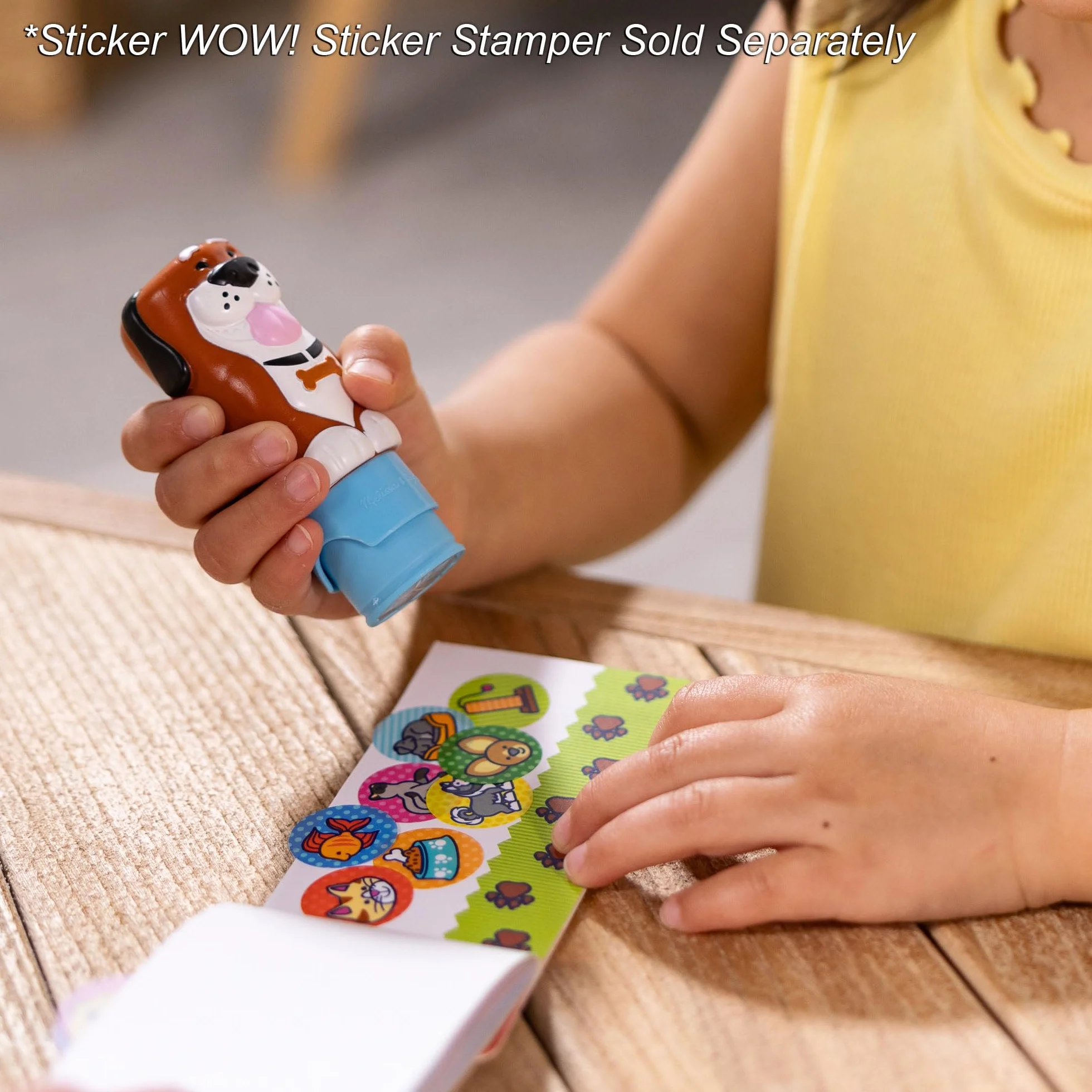 Melissa & Doug Naklejka WOW Mini podkładka do aktywności i 200 naklejek uzupełniających do naklejek, stempli, sztuki i rzemiosła, Fidget Toy Collectibles – naklejki dla zwierząt domowych