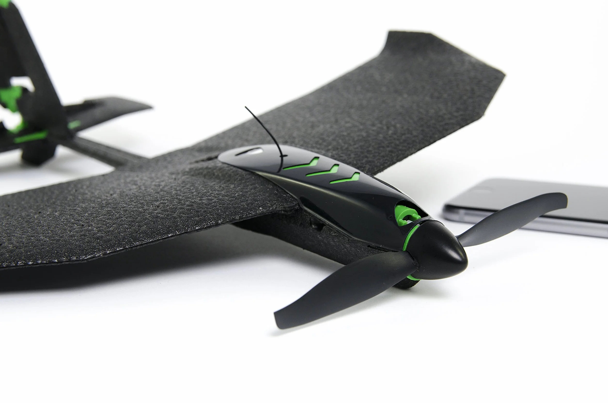 SmartPlane Pro: samolot kaskaderski sterowany za pomocą aplikacji na smartfon, zdalnie sterowany dron do systemów iOS i Android