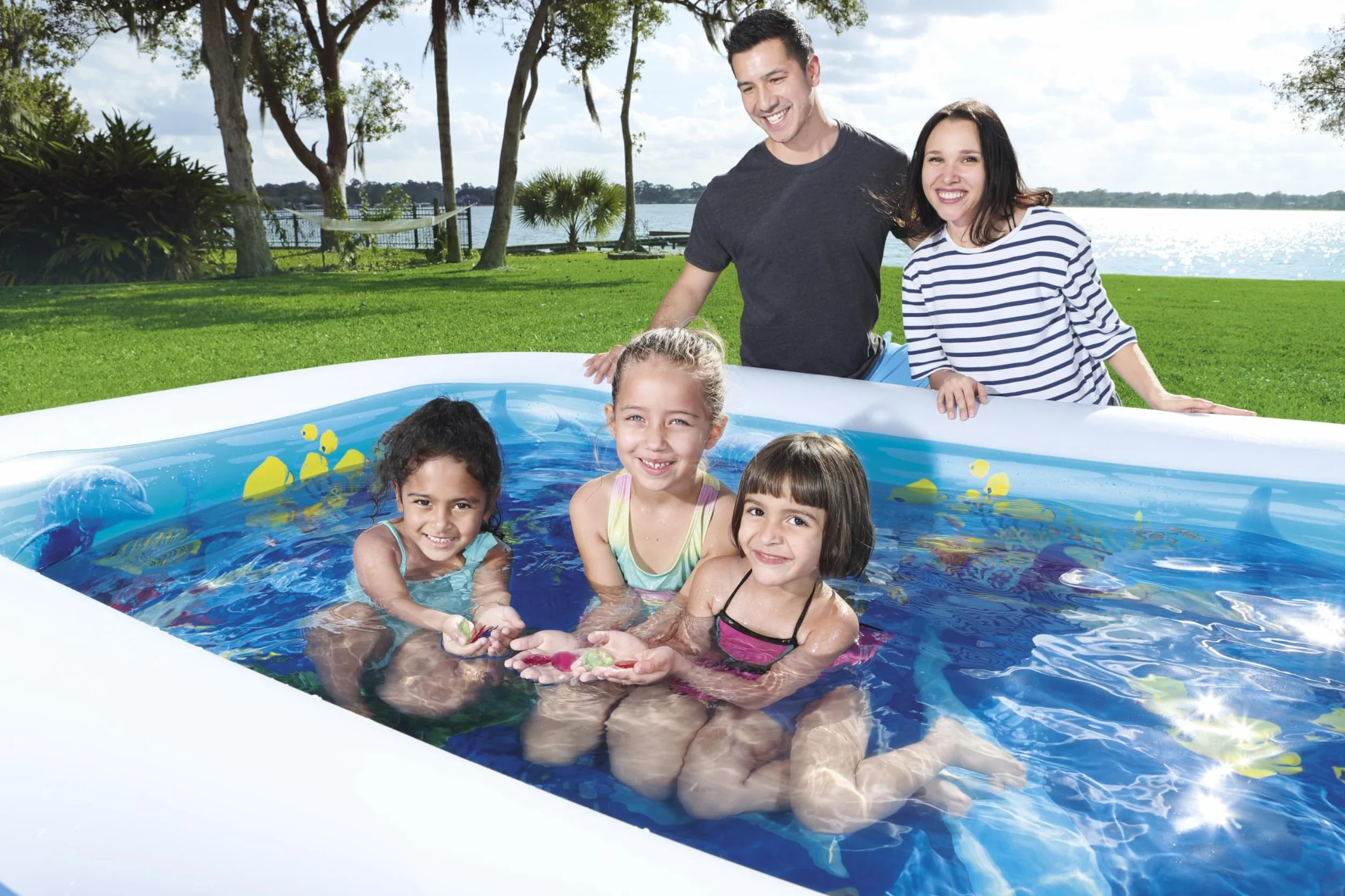Bestway® 8'7" x 69" x 20"/2.62m x 1.75m x 51cm 3D Undersea Adventure Pool