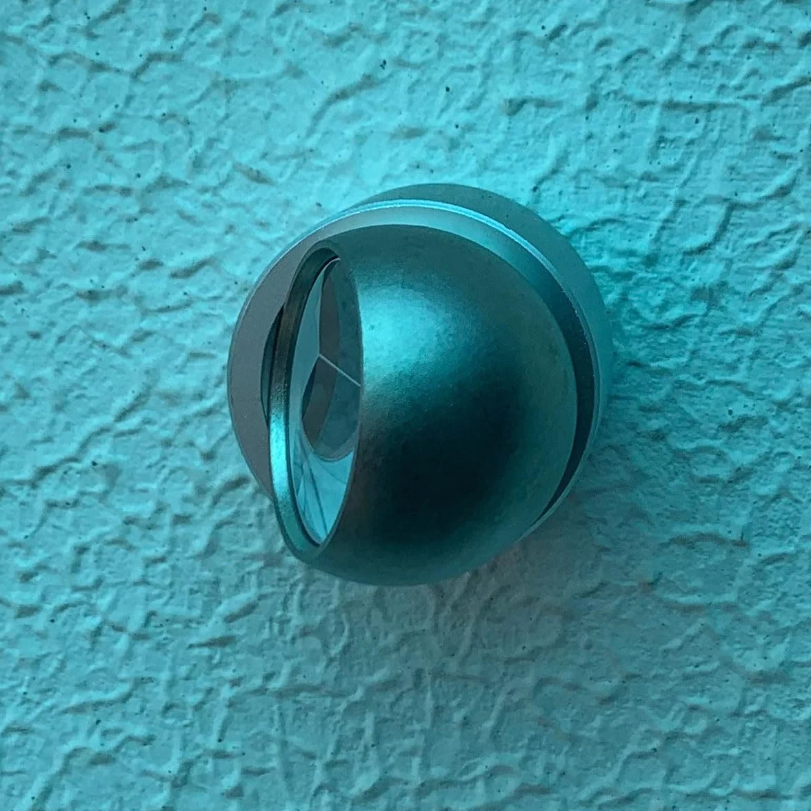 8-częściowy monitoring z kulkami magnetycznymi Mini pryzmat piłka z magnetyczną podstawą do stacji całkowitej, kula pryzmat powlekana srebrnym