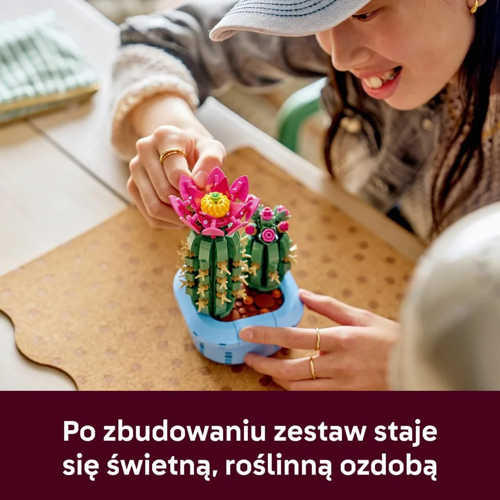 LEGO Botanicals Kwitnący kaktus, roślina ozdobna w doniczce do zbudowania, zestaw klocków dla dzieci, pomysł na prezent dla dziewczynek od 9 lat, chłopców i miłośników sztucznych kwiatów 11509