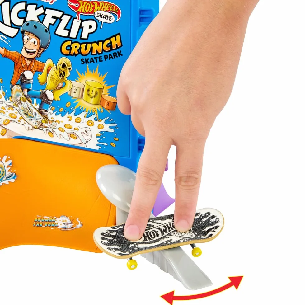 Hot Wheels Skate Tony Hawk – Śniadaniowa rampa Zestaw z 1 wyjątkową deskorolką do jazdy palcami i parą zdejmowanych butów, miejsce do przechowywania 4 desek i 4 par butów, HTP09