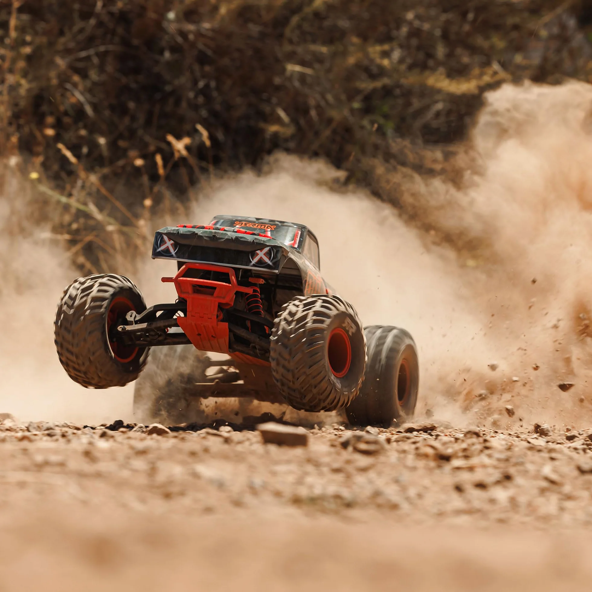 ARRMA RC Truck 1/10 Quake 223S 2WD RTR bezszczotkowy Monster Truck czerwony