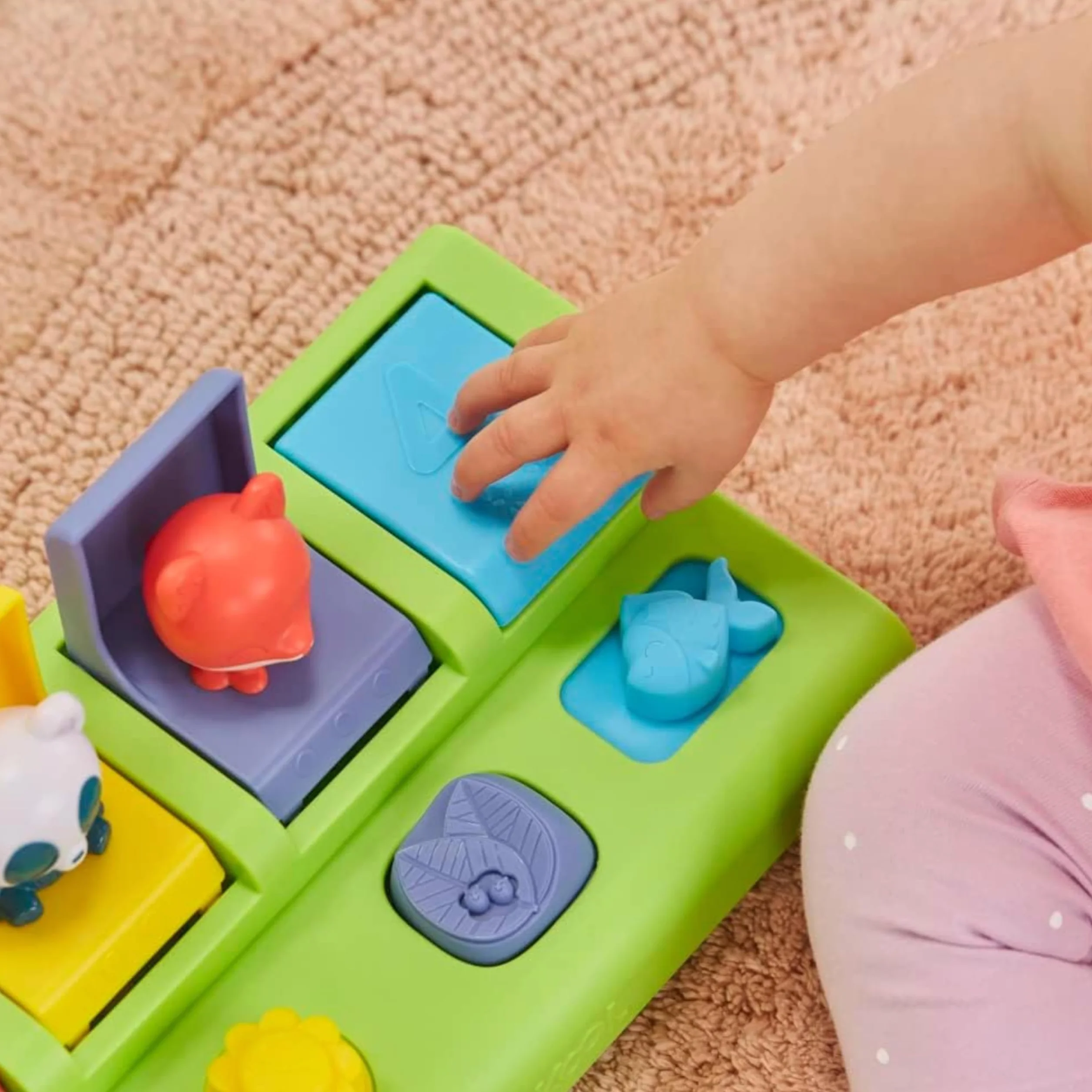 Zabawka z wyskakującymi elementami Wyskakujący przyjaciele Playskool dla niemowląt i małych dzieci w wieku od 9 miesięcy (tylko na Amazon)