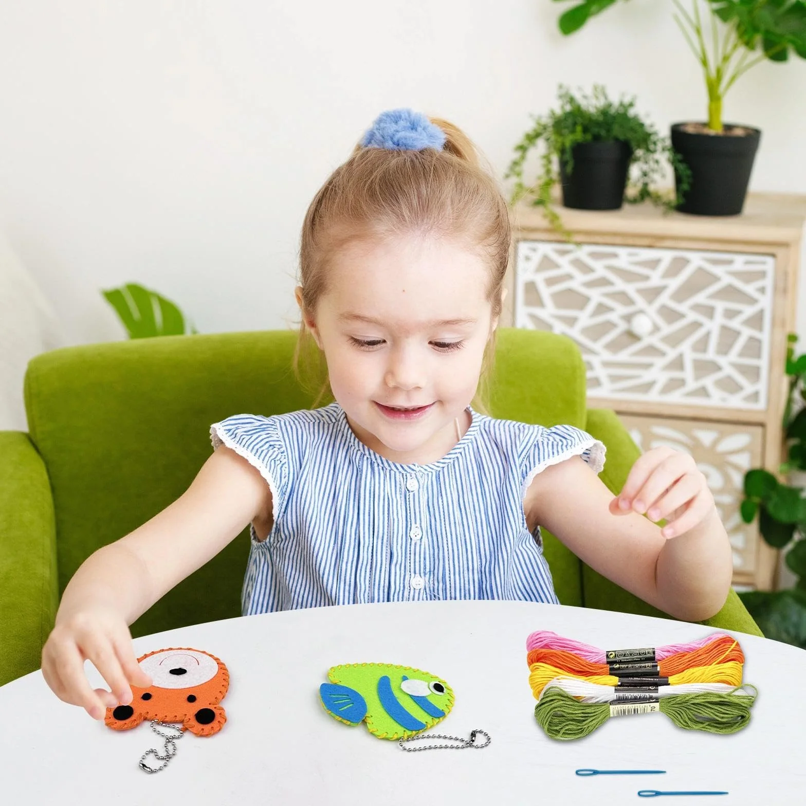 Ravytha 10 Zestaw do szycia dla dziewczynek, zestaw do szycia ręcznego DIY dla dzieci, kształty zwierząt