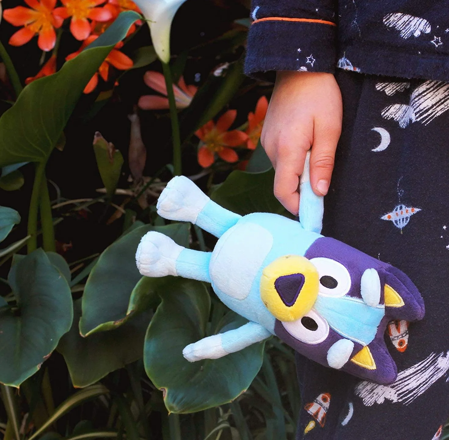 BlueY Giochi Preziosi miękki plusz o wysokości ok. 20 cm z detalami, jak w kreskówce, dla dzieci od 3 lat