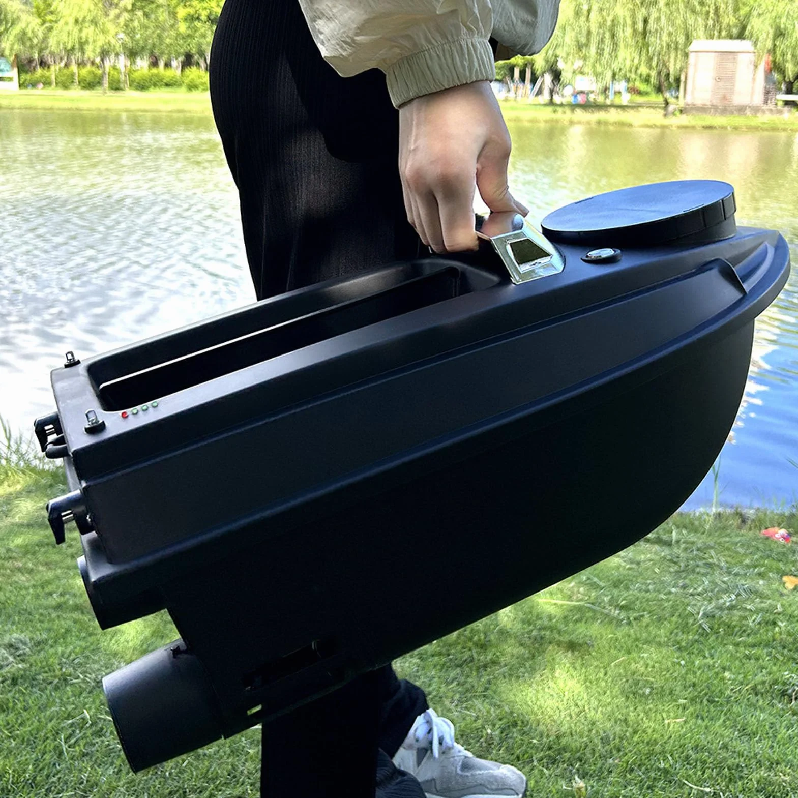 RC łódź z Przynętą do Wędkowania, 180 Punktów Pozycjonowania, Obciążenie 3 Kg GPS RC Wyrzutnia Przynęt Wędkarskich Automatyczny Rejs/powrót/silny Reflektor 800M RC łódź z Przynętą