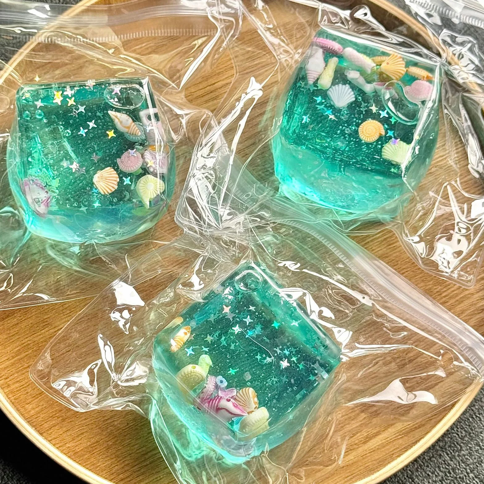Kostki lodu Squishies oceaniczne muszle, zabawki sensoryczne, powolny wzrost, relaksujące stres, elastyczne piłki do ściskania, brokatowe muszle, zabawki Fidget