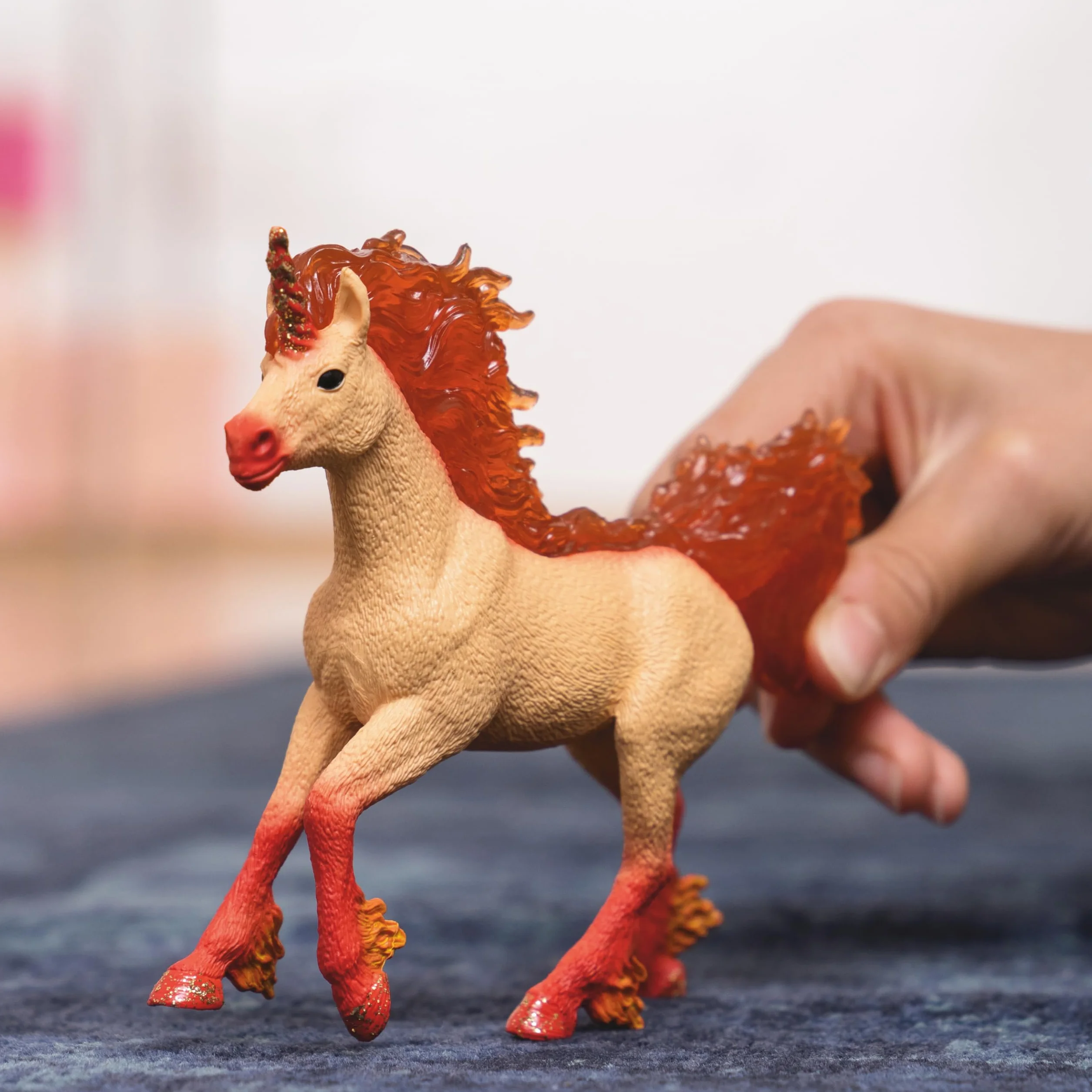 schleich BAYALA | Elementa Ognisty ogier jednorożca 70756 | Fantastyczna figurka kolekcjonerska | Prezent dla dziewczynek i chłopców | Od 5 lat | 15 × 4 × 11 cm