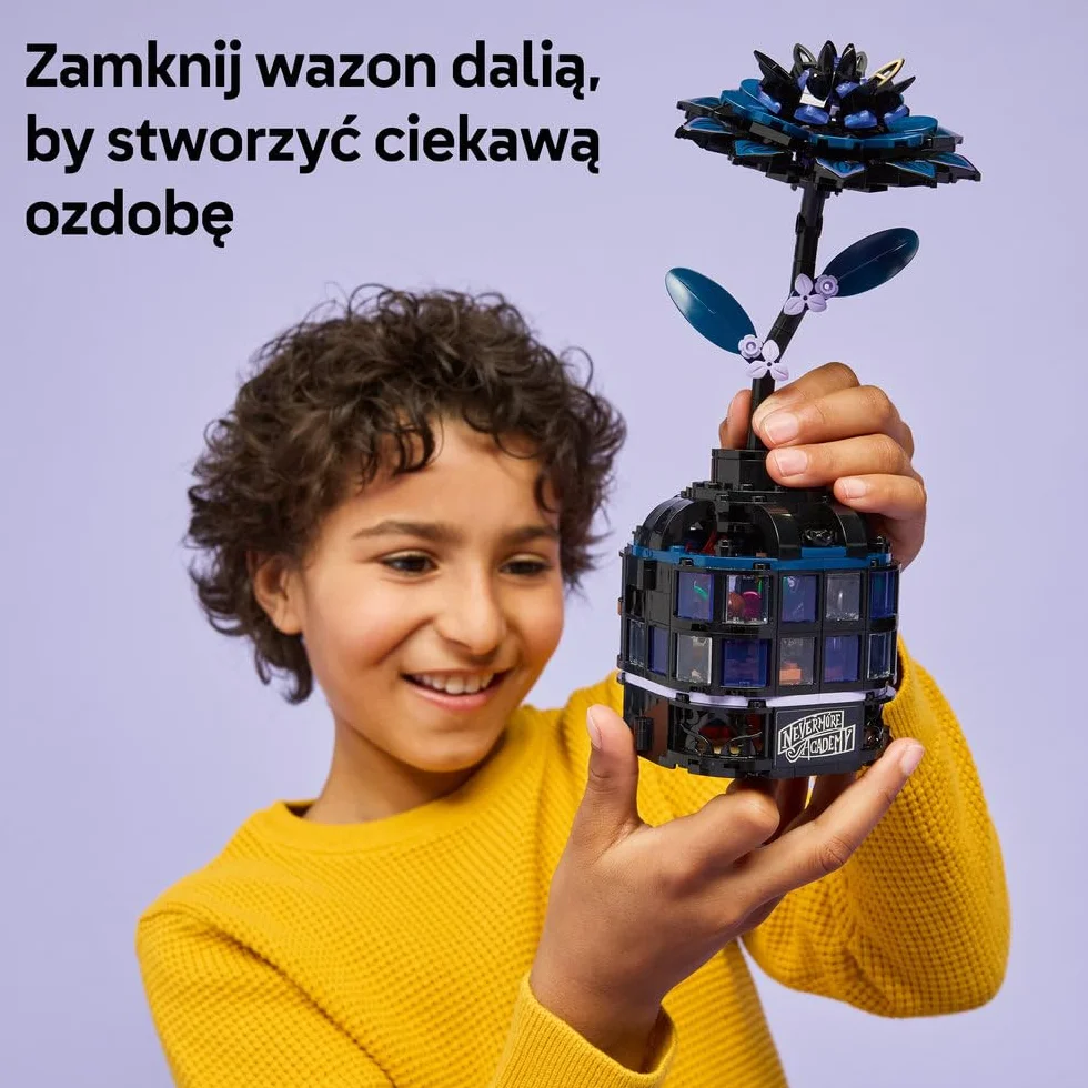 LEGO Wednesday Kwiat czarnej dalii zestaw z małą szklarnią i minilaleczkami 76784 dla dzieci od 9 lat
