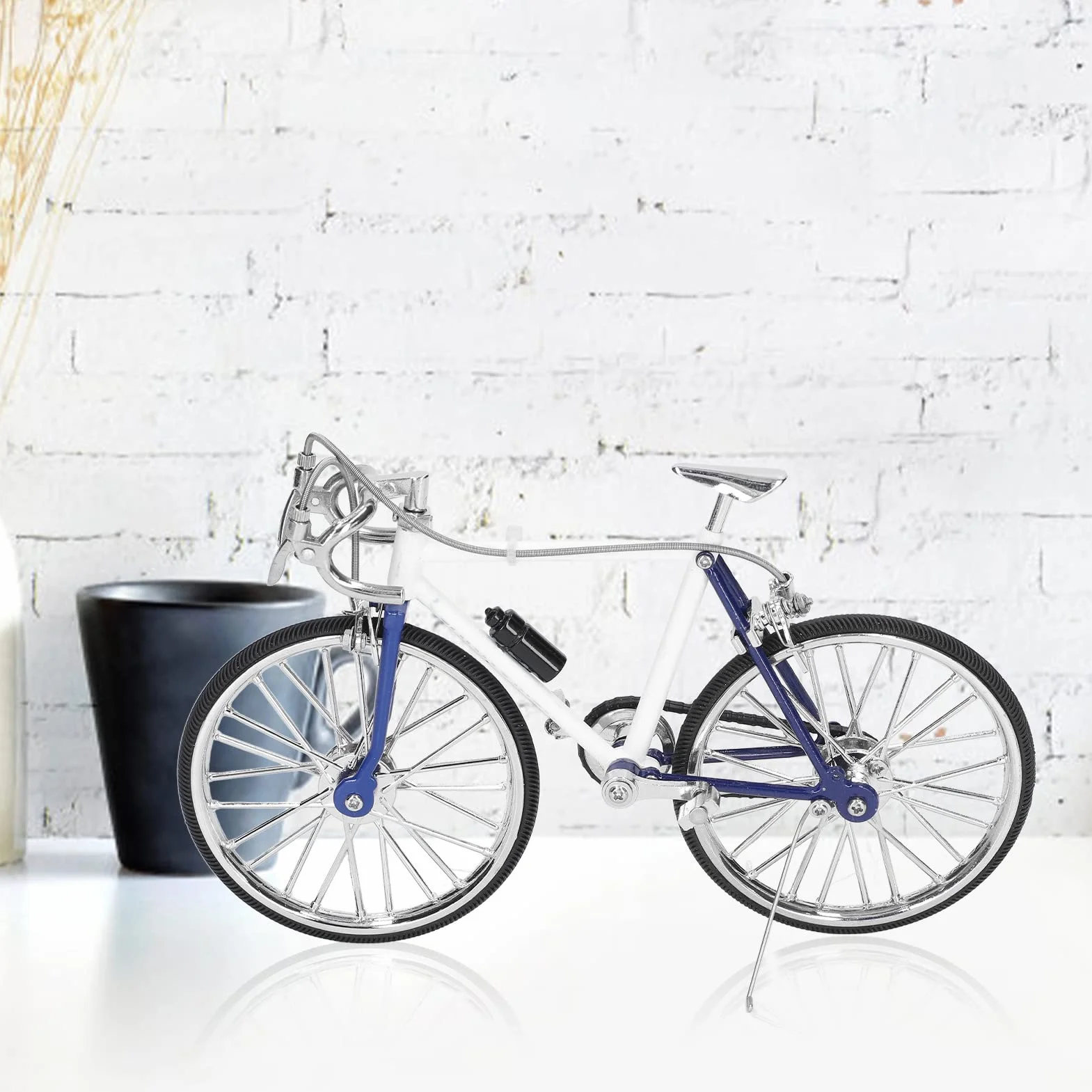 Ozdoba Modelu Mini Roweru, 1:10 Kolekcje Rowerów o Wysokiej Symulowanej Stopie Retro Miniaturowa Figurka Kreatywna Figurka Rowerowa Decor