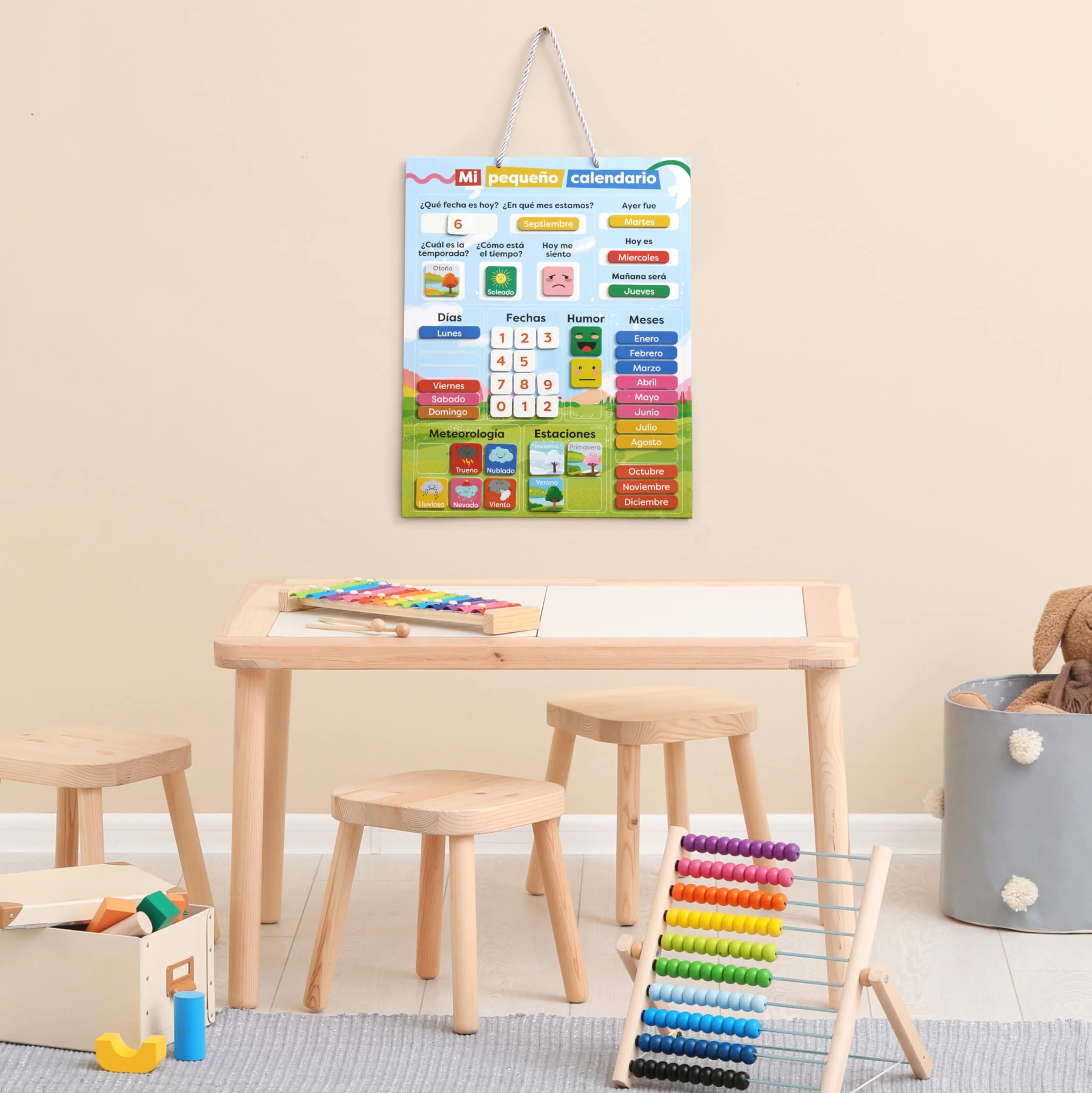 Chuckle Kalendarz magnetyczny dla dzieci ze stacjami, datami i czasem (po hiszpańsku) - 40x32 cm - Zabawna gra edukacyjna dla dzieci w wieku 4-10 lat