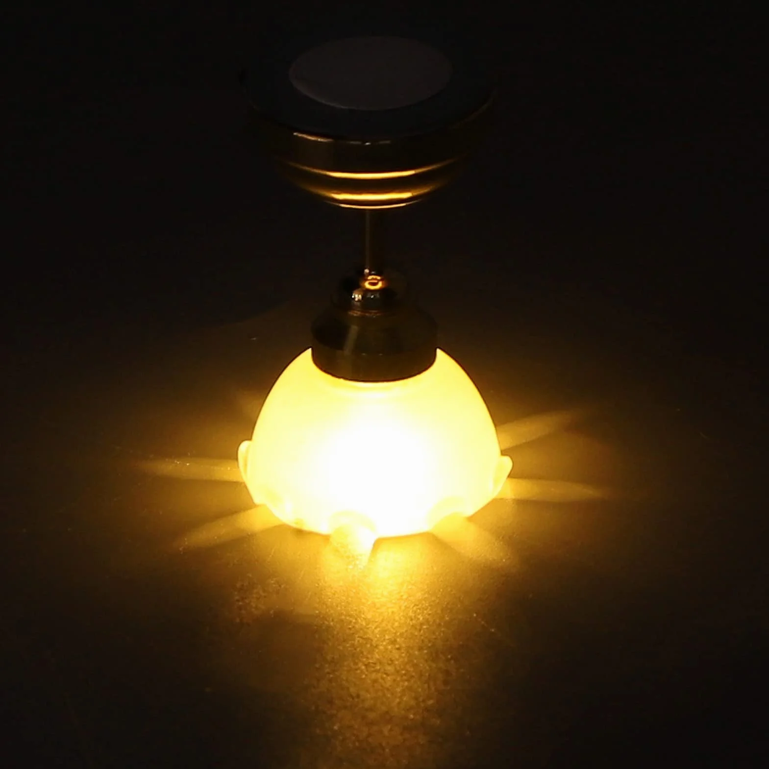 Miniaturowa Lampa Sufitow, Lampa do Domku dla Lalek z Oświetleniem LED, Oświetlenie do Domku dla Lalek na Baterie, Zestaw do Samodzielnego Montażu Miniaturowego Domku dla Lalek