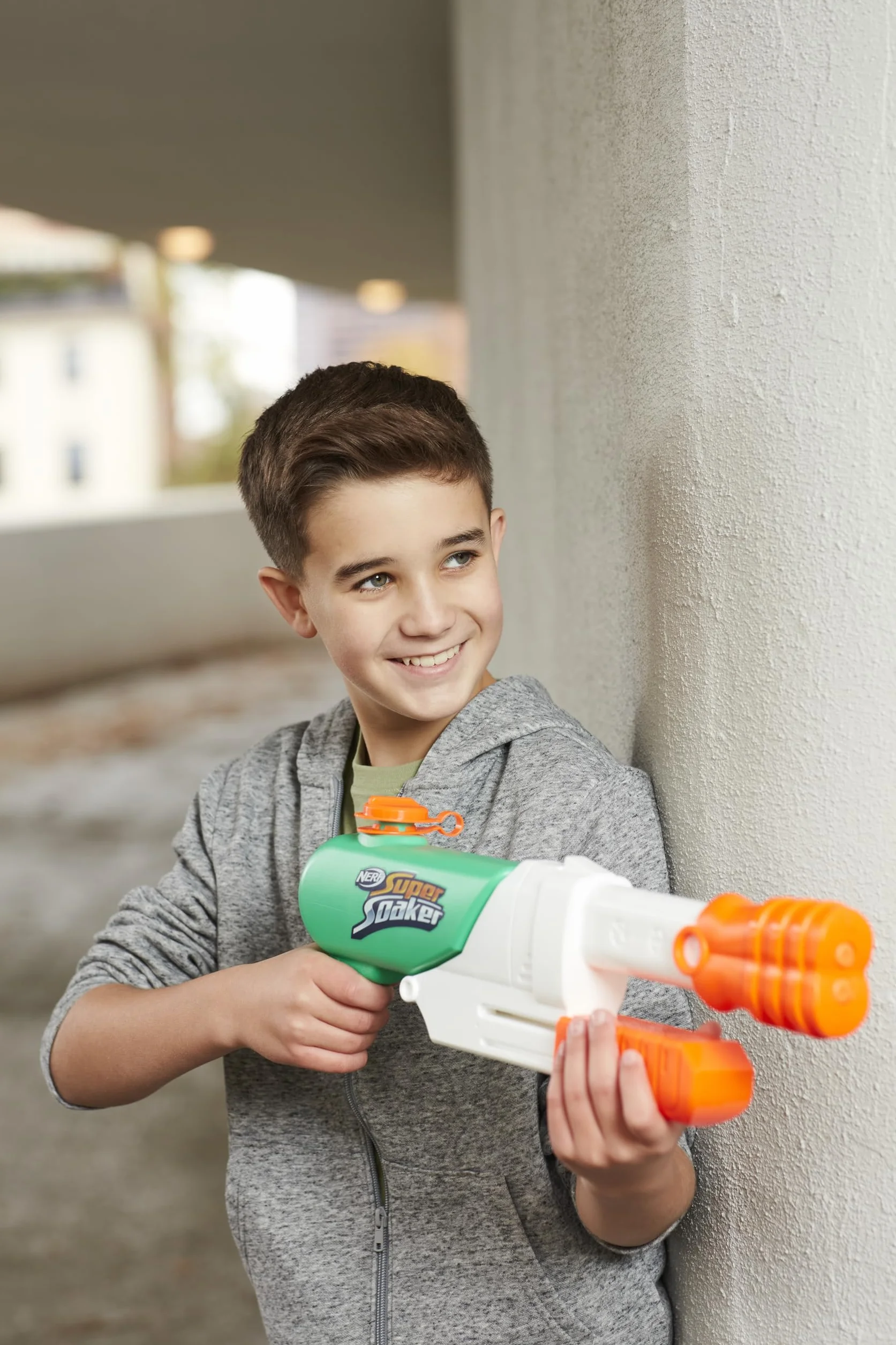 Nerf Super Soaker Hydro Frenzy Water Blaster, Wild 3-In-1 Soaking Fun, Adjustable Nozzle, 2 Water-Launching Tubes
