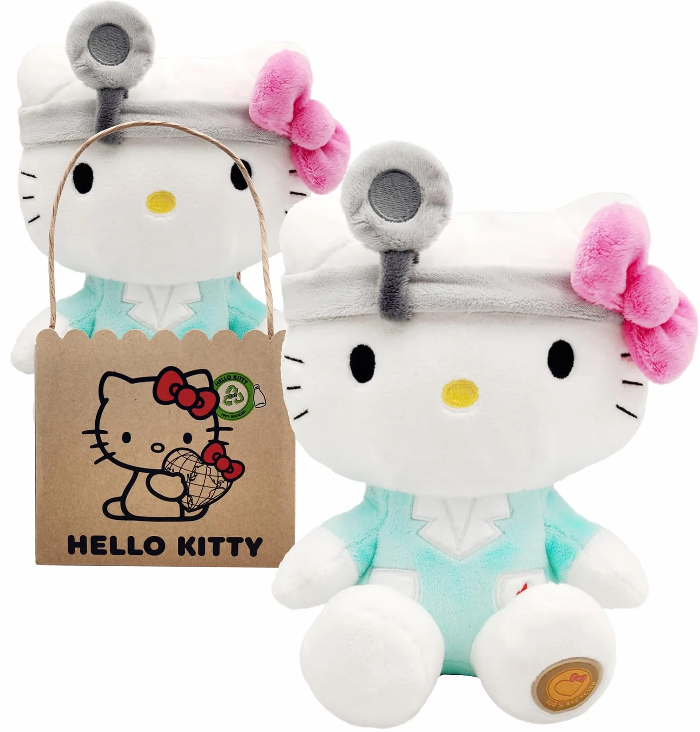 Hello Kitty Doctor Eco Plush 24 cm w kartonowych torebkach wielokrotnego użytku – plusz jest wykonany w 100% z butelek PET pochodzących z recyklingu