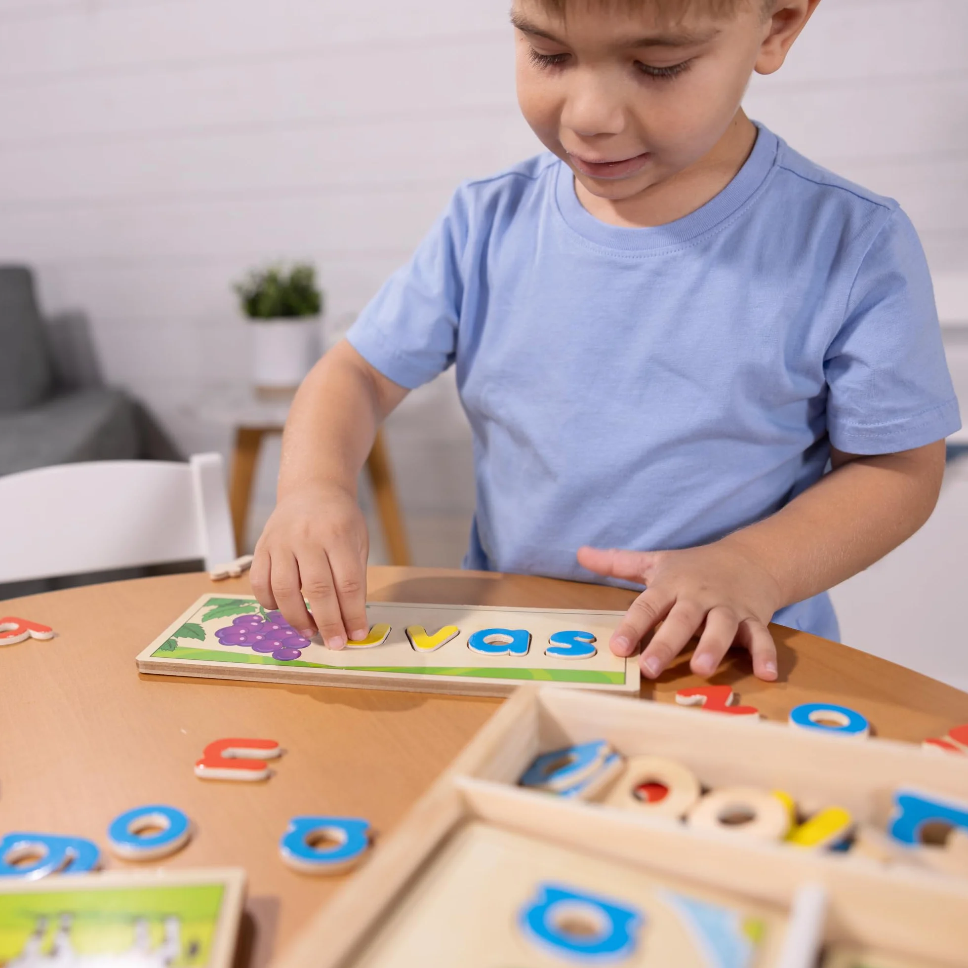 Melissa & Doug Edukacyjna zabawka do nauki języka Patrz i literuj w jęz. hiszpańskim