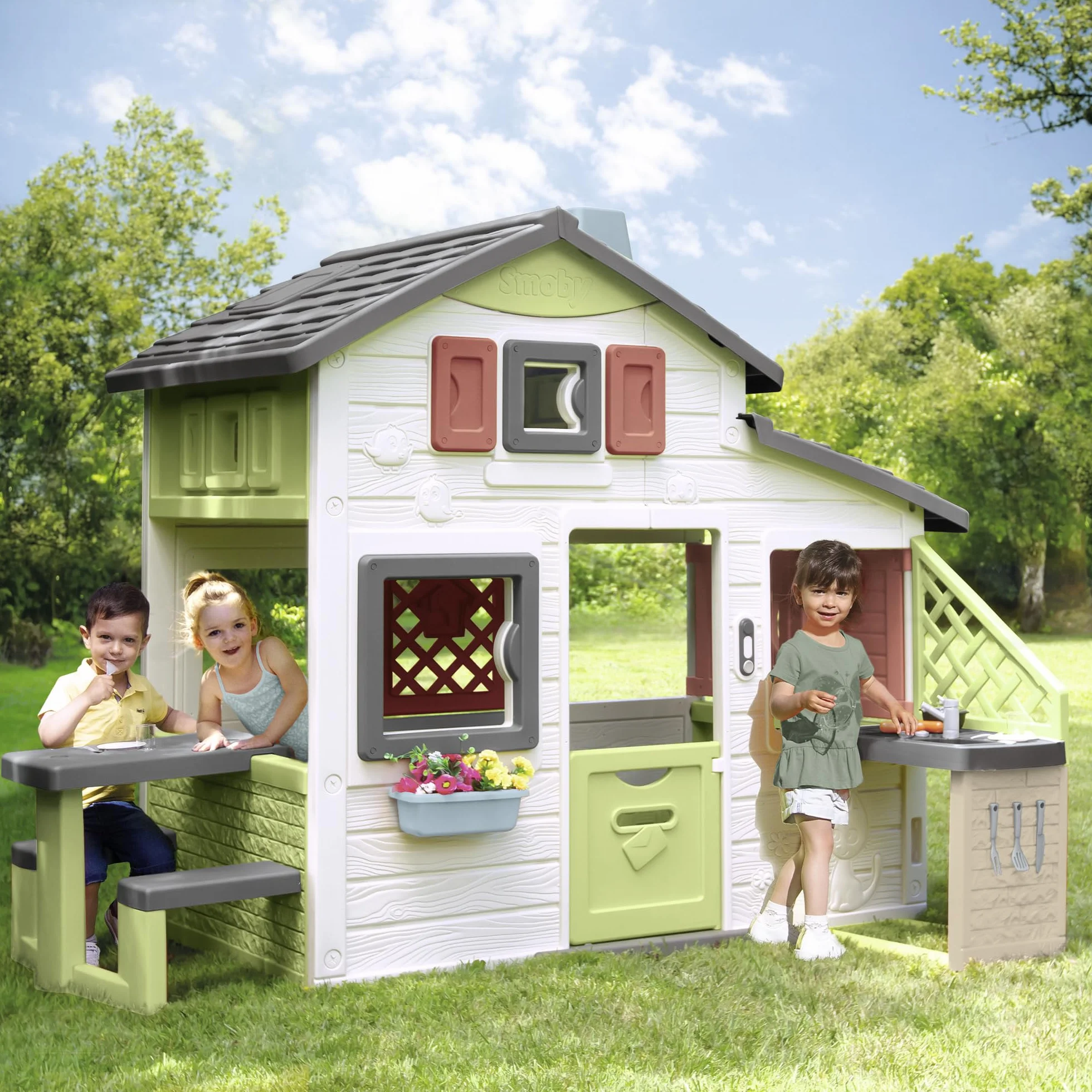 SMOBY LIFE FRIENDS PLAYHOUSE nadaje się do użytku wewnątrz lub na zewnątrz