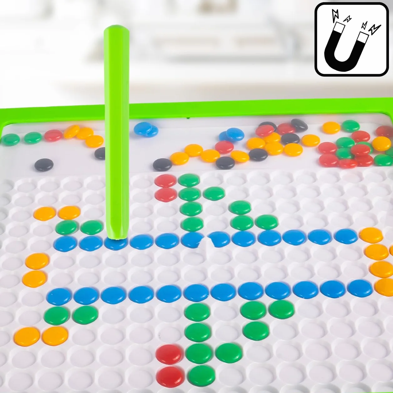 MalPlay Montessori tablica magnetyczna dla dzieci, koraliki mozaikowe, szablony puzzli dinozaurów, 20 różnych szablonów, od 3 lat, gra magnetyczna