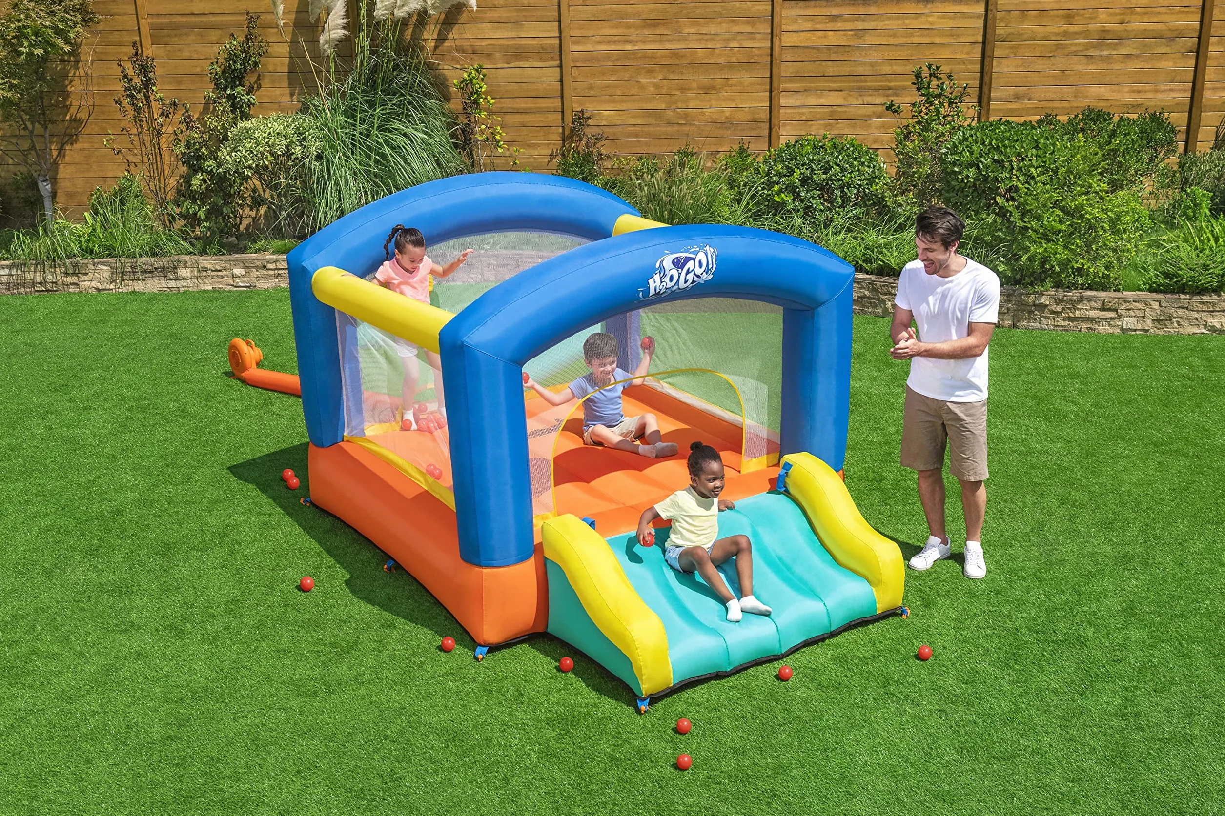 Bestway H2OGO zamek dmuchany z ciągłą dmuchawą Leap & Play 289 x 213 x 173 cm