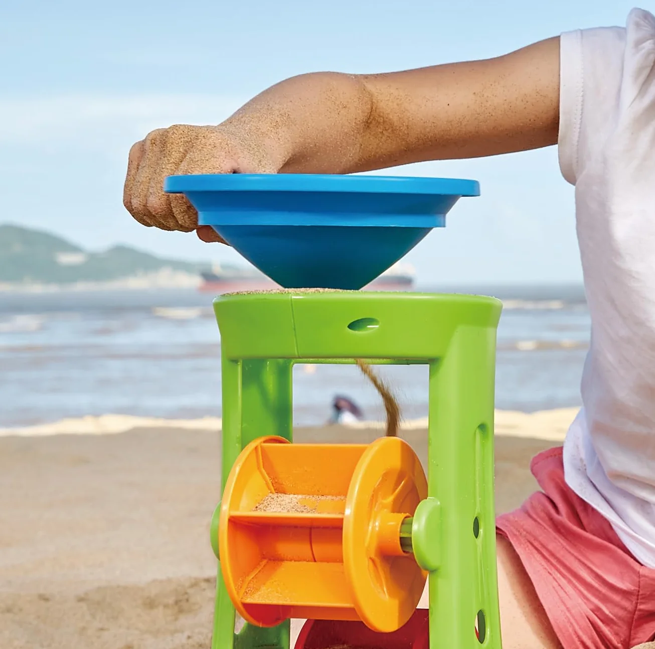Hape E4046 Double Sand and Water Wheel - Beach and Bath Toys